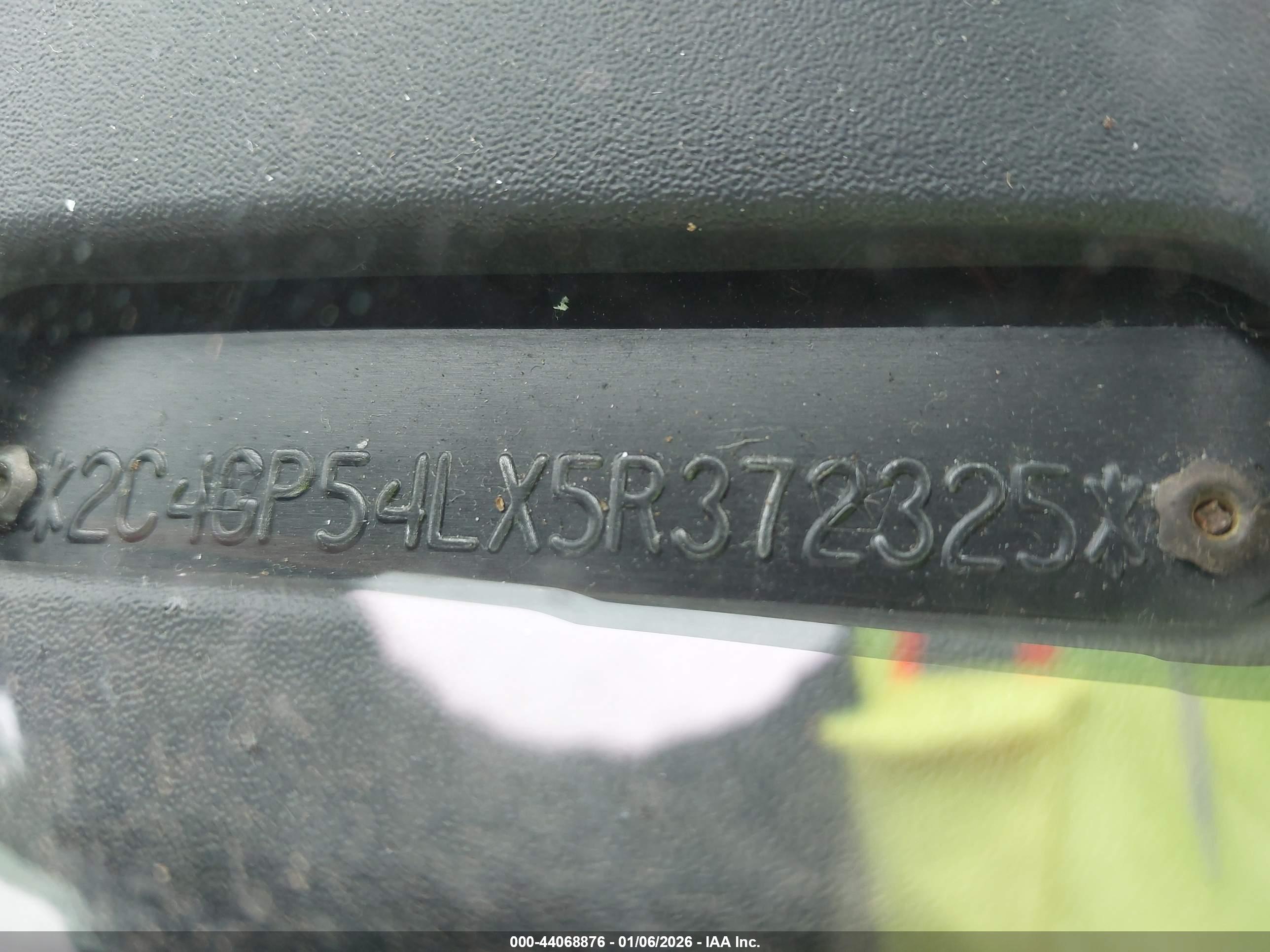 CHRYSLER TOWN image 9