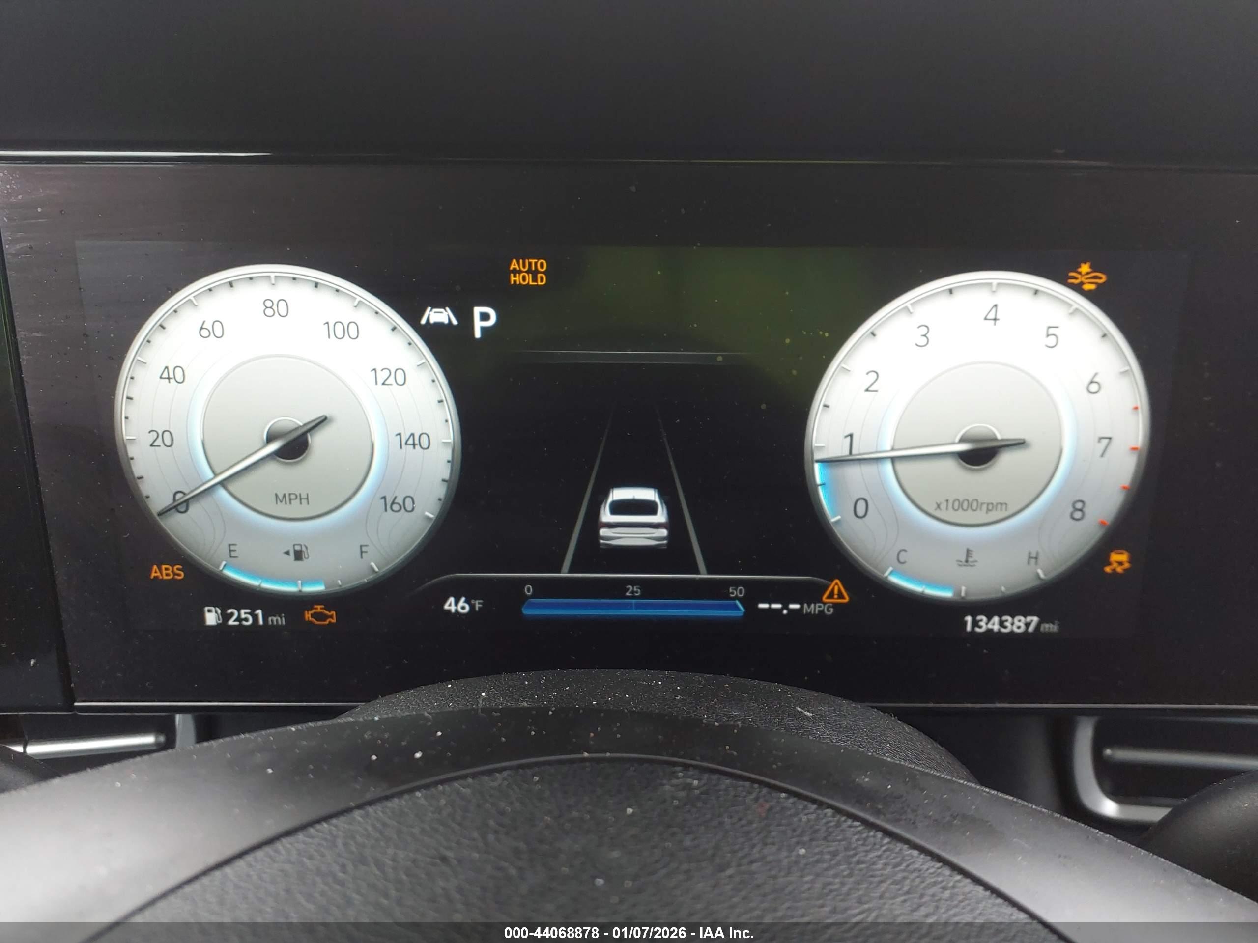 HYUNDAI ELANTRA image 7