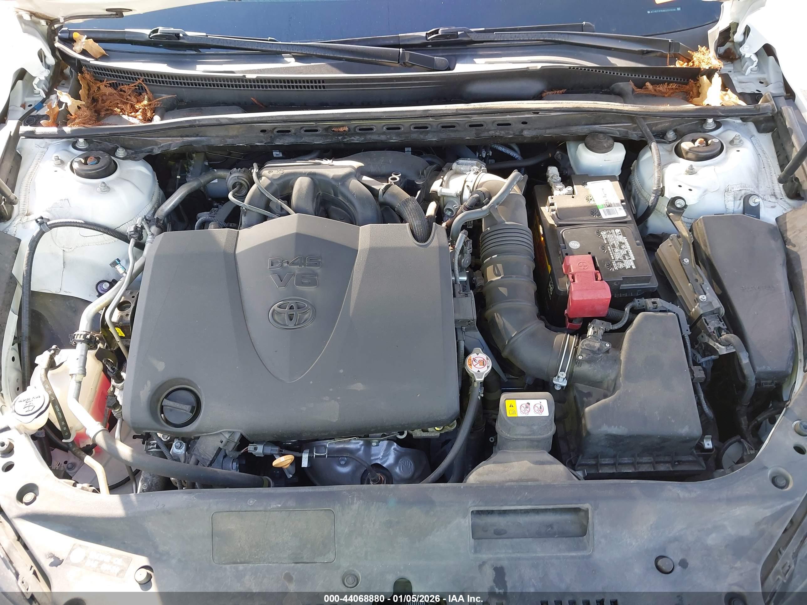 TOYOTA AVALON image 10
