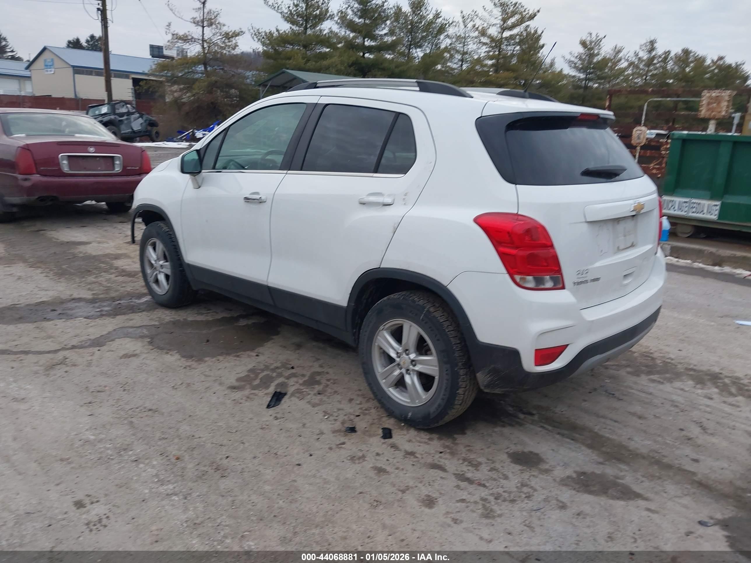 CHEVROLET TRAX image 3