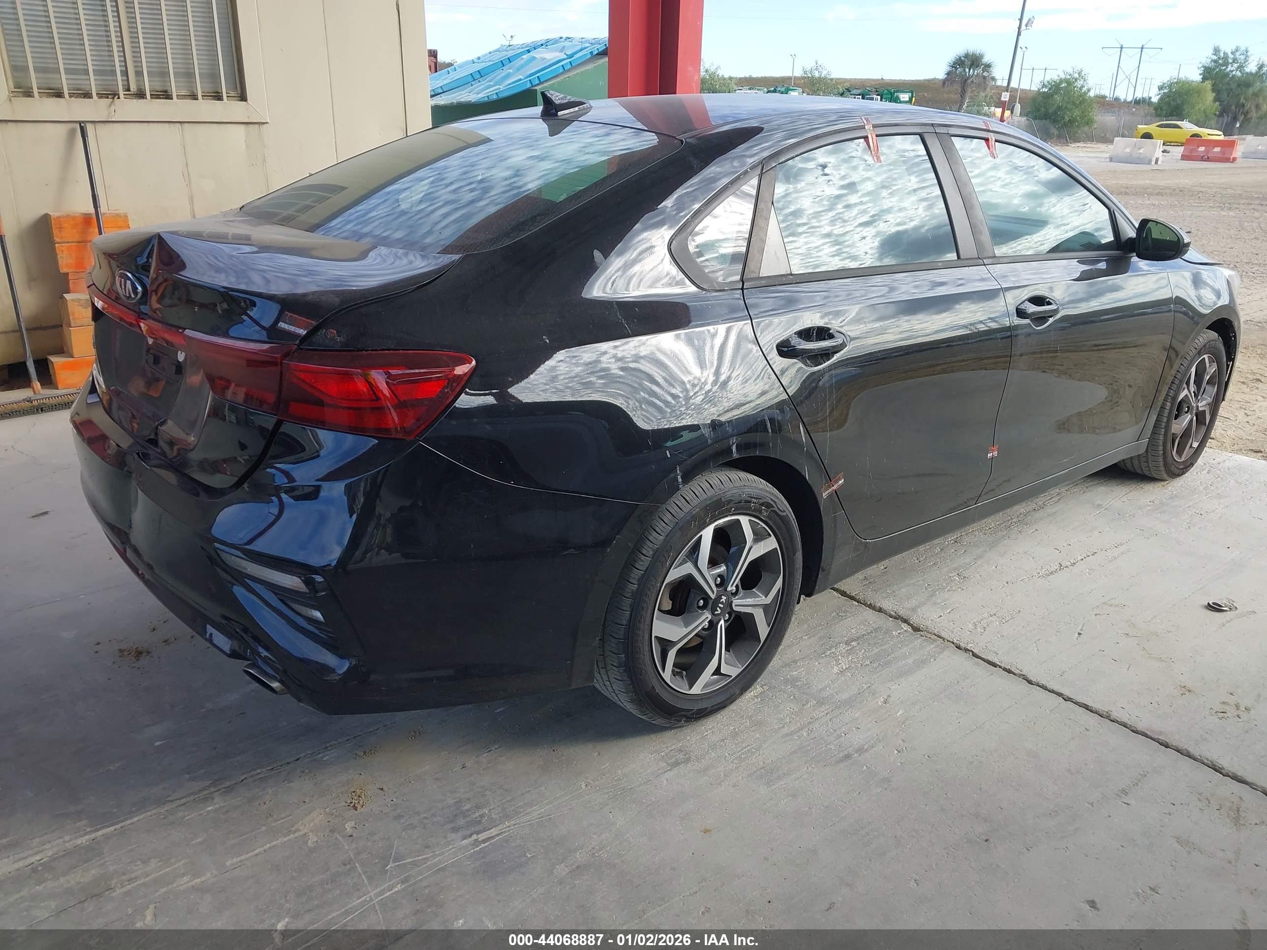 KIA FORTE image 4