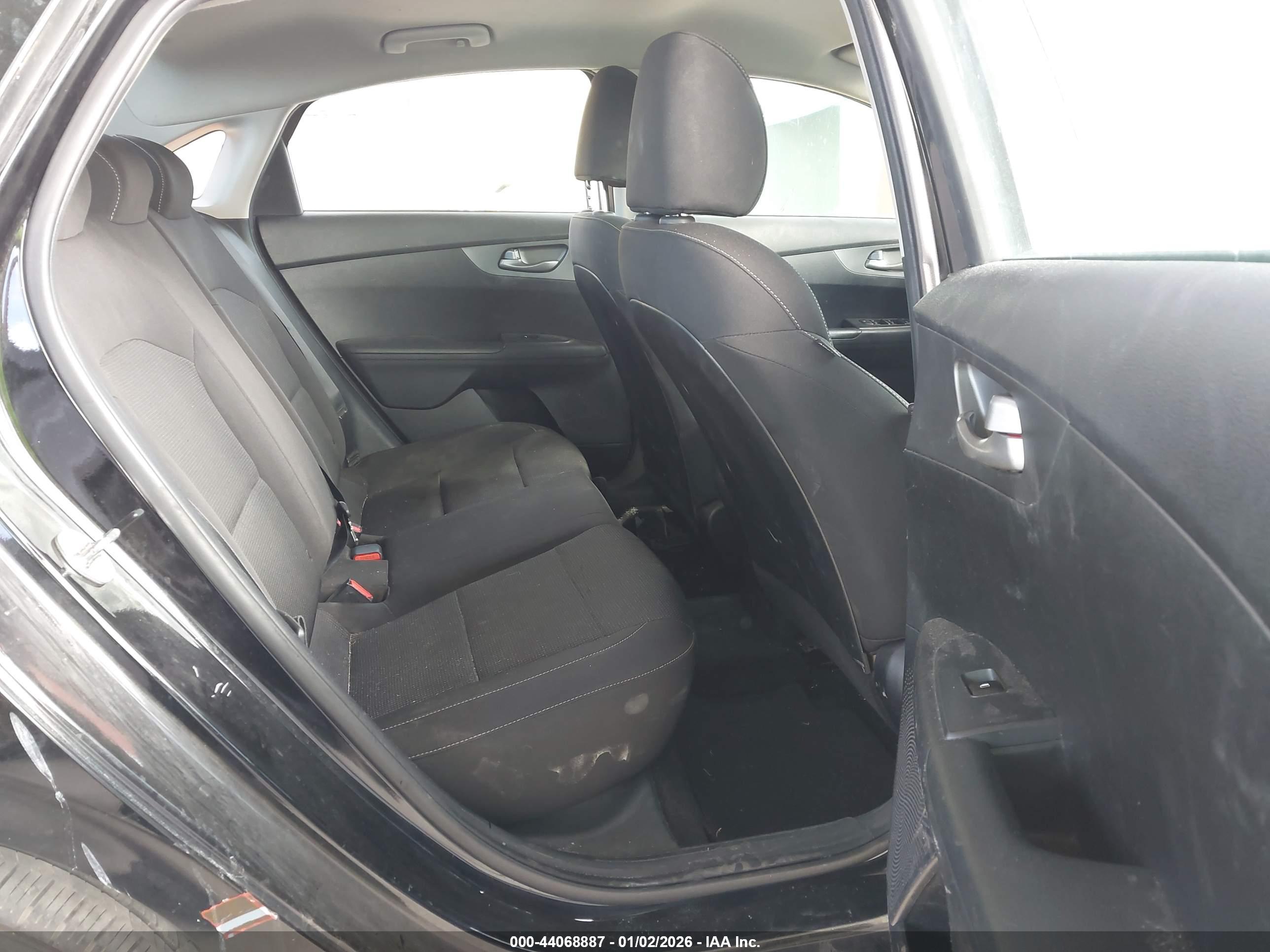 KIA FORTE image 8