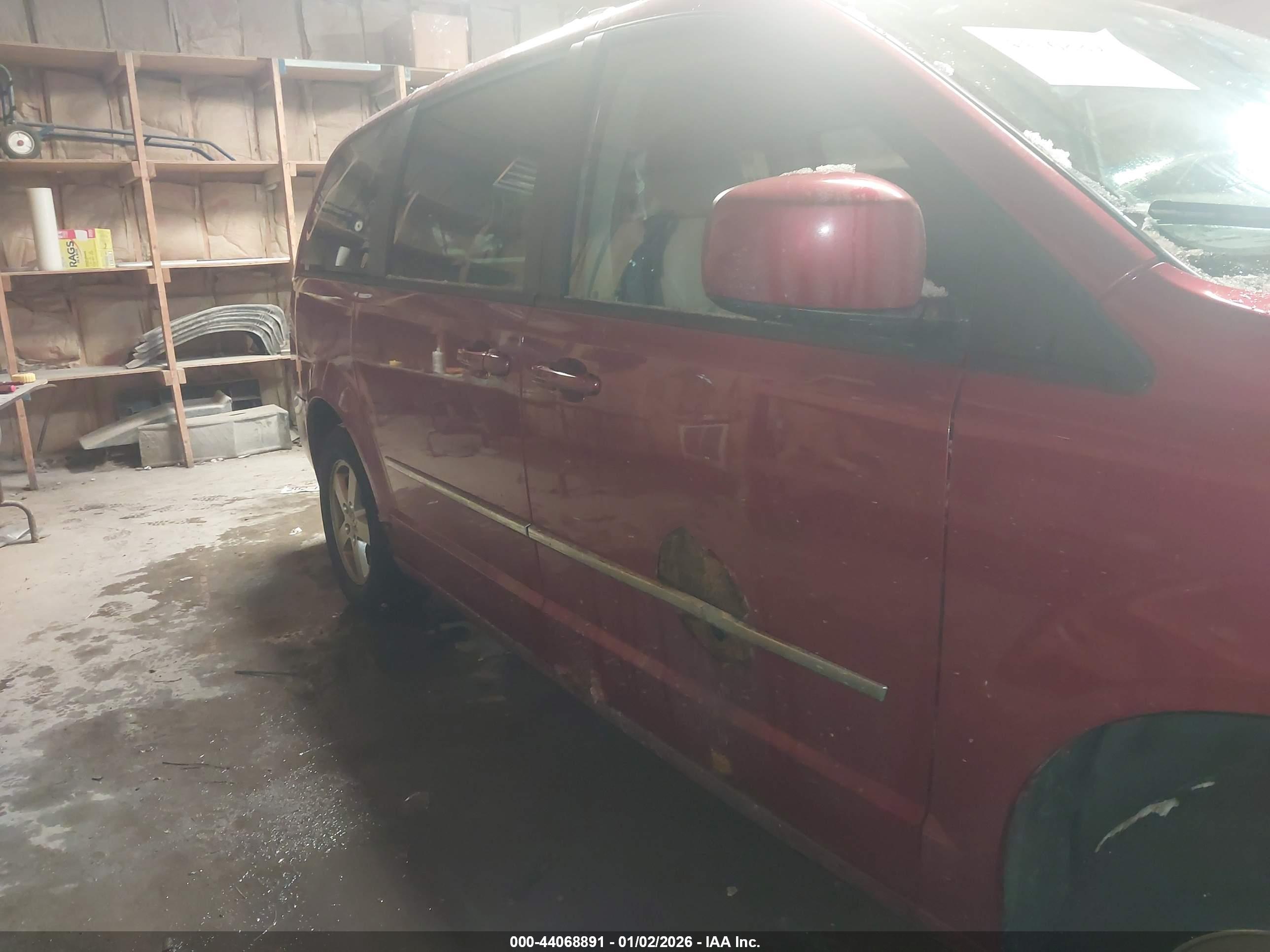 DODGE GRAND image 6