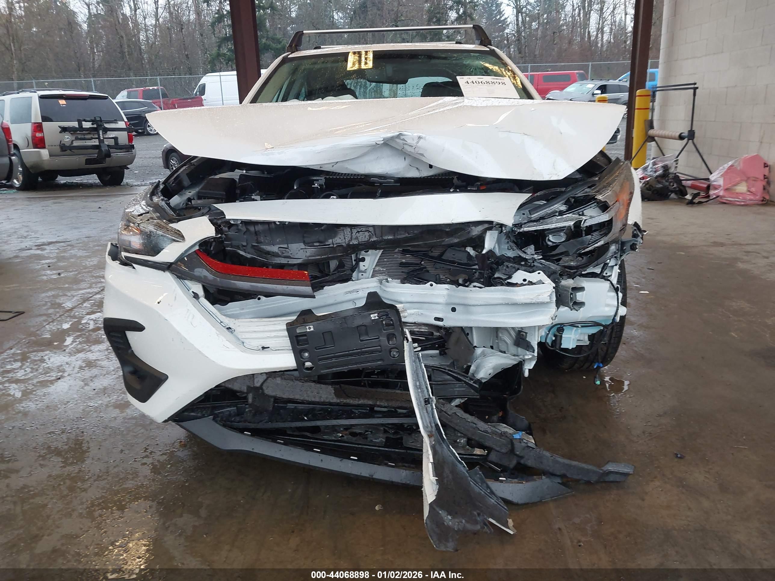 SUBARU LEGACY image 6