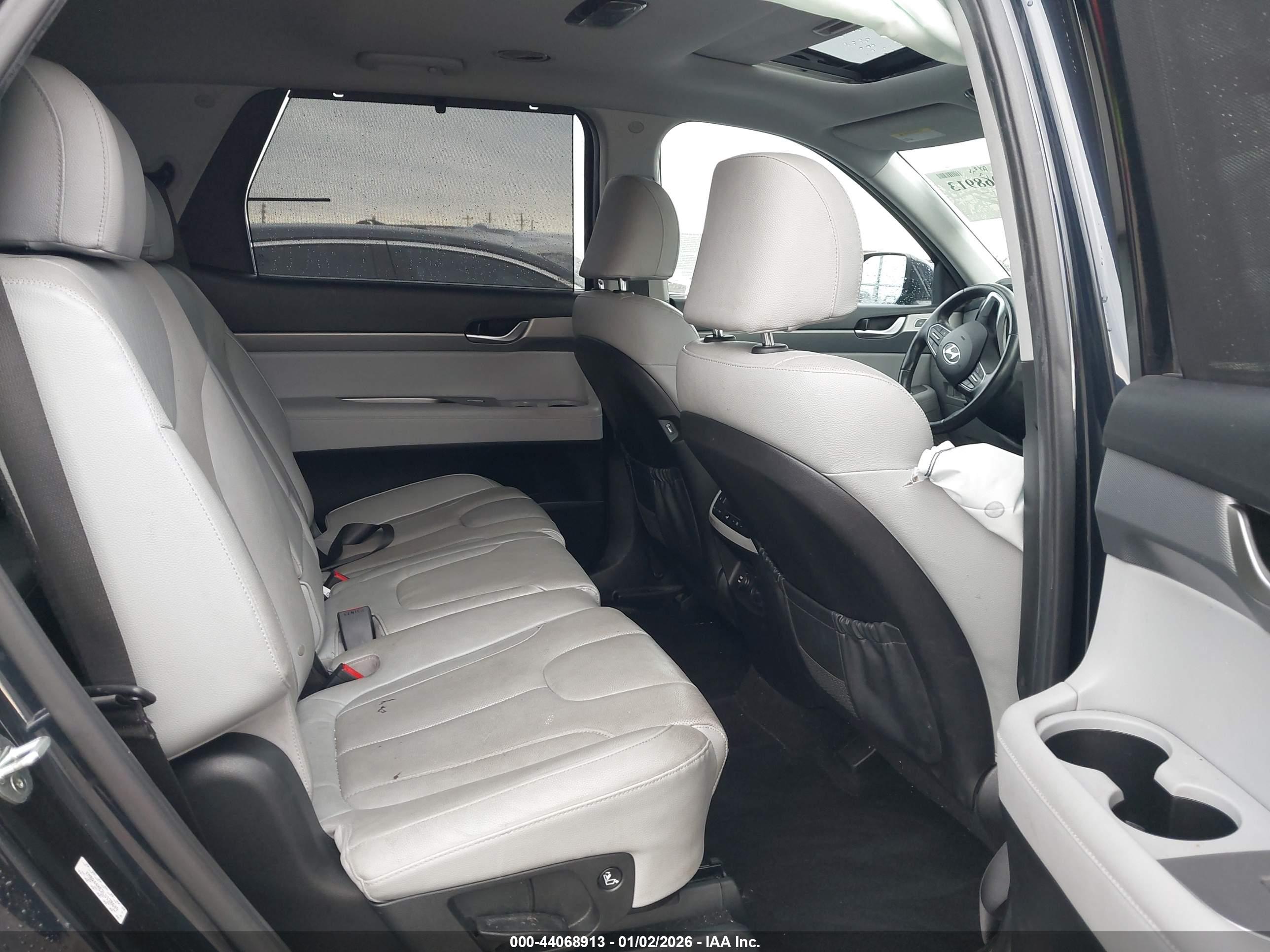 HYUNDAI PALISADE image 8