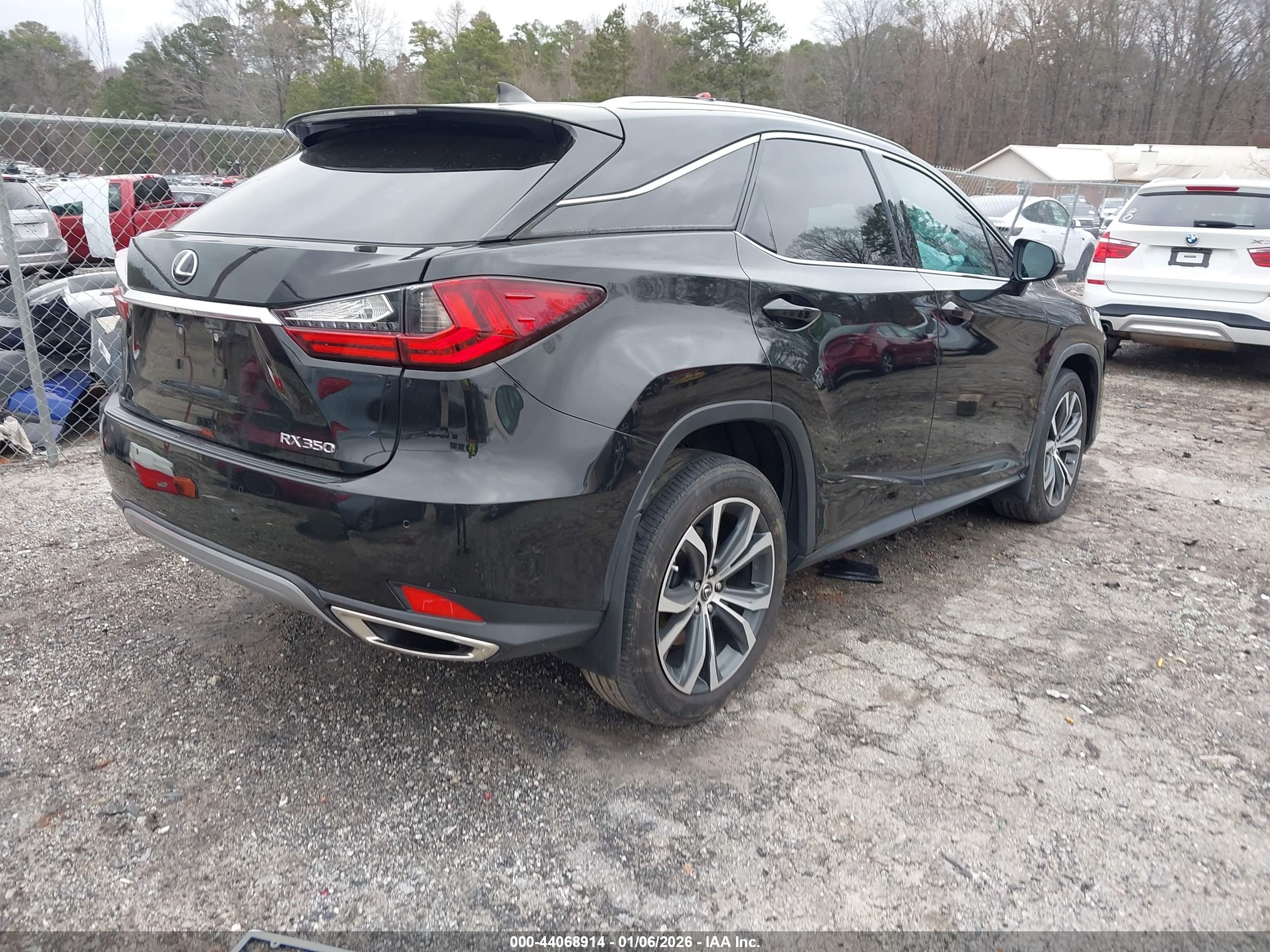 LEXUS RX image 4