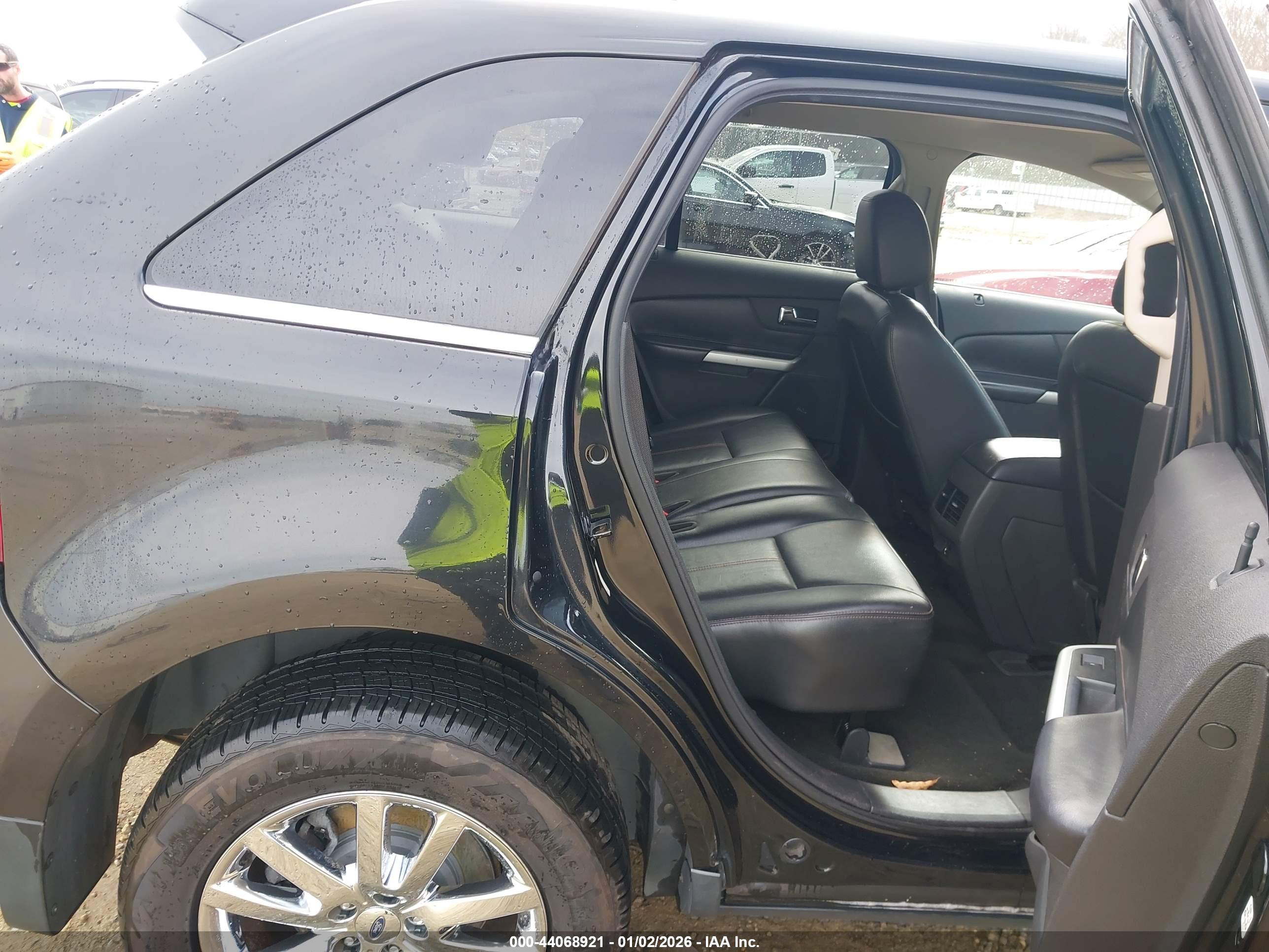 FORD EDGE image 8