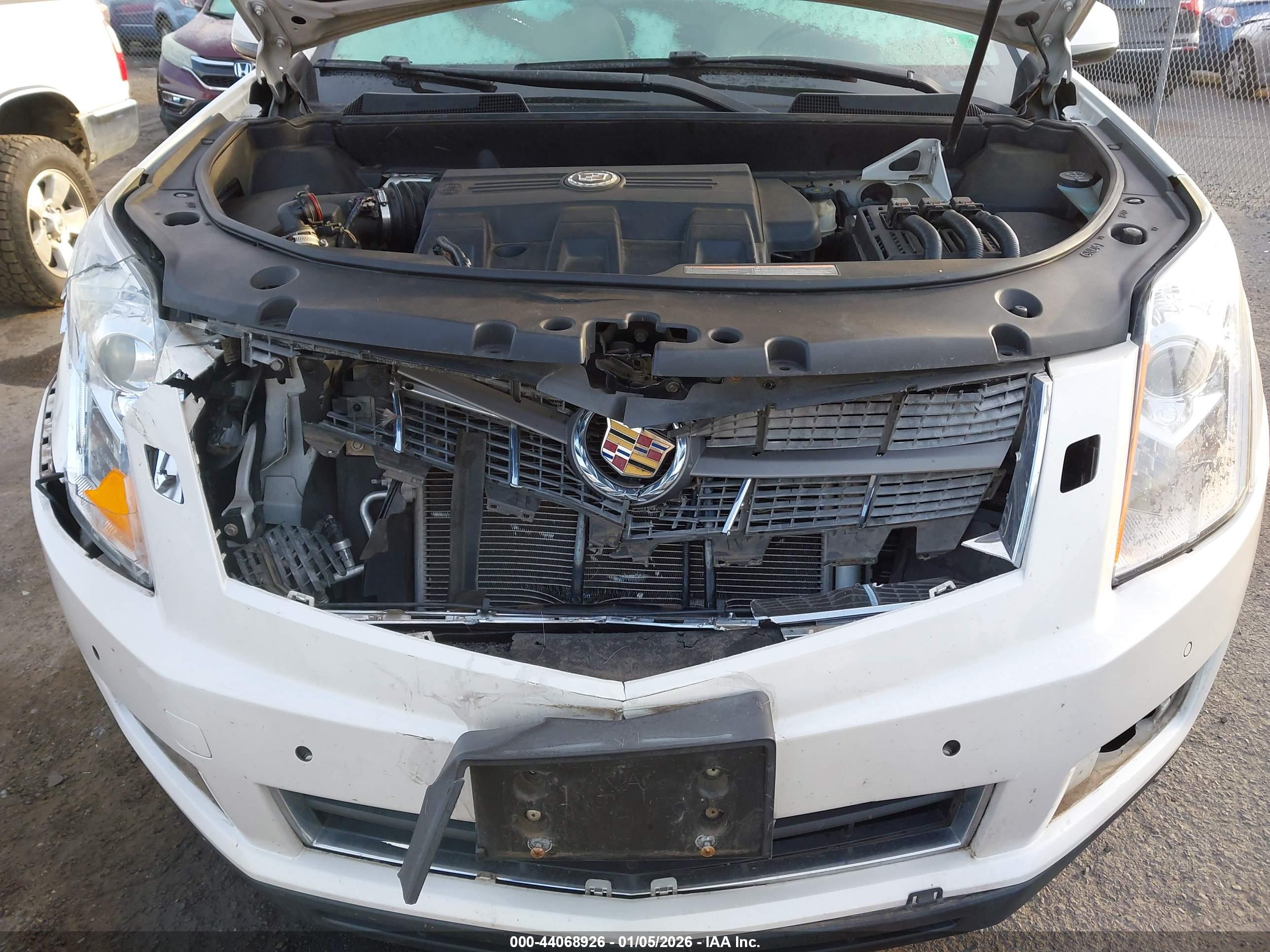 CADILLAC SRX image 6