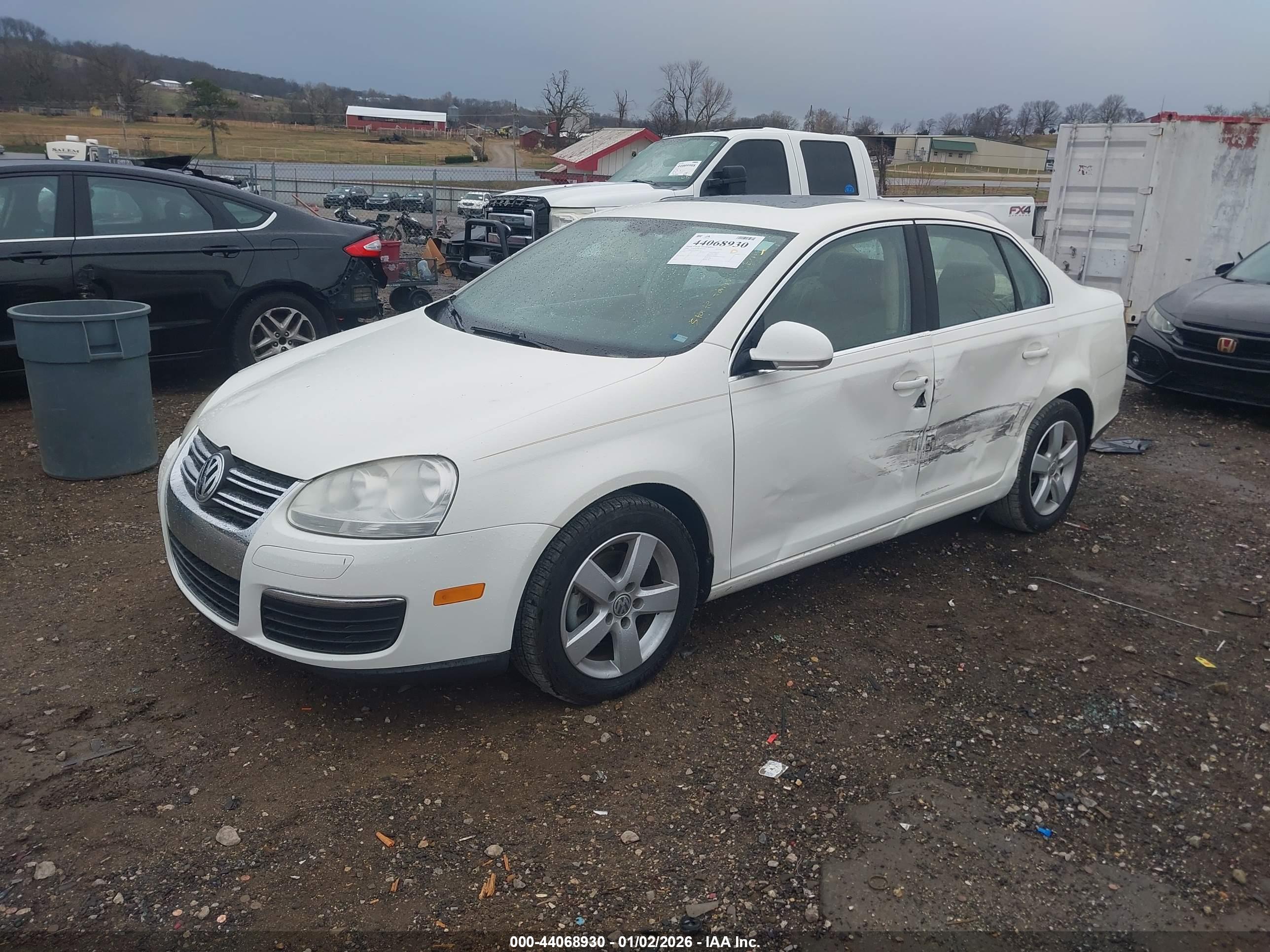 VOLKSWAGEN JETTA image 2