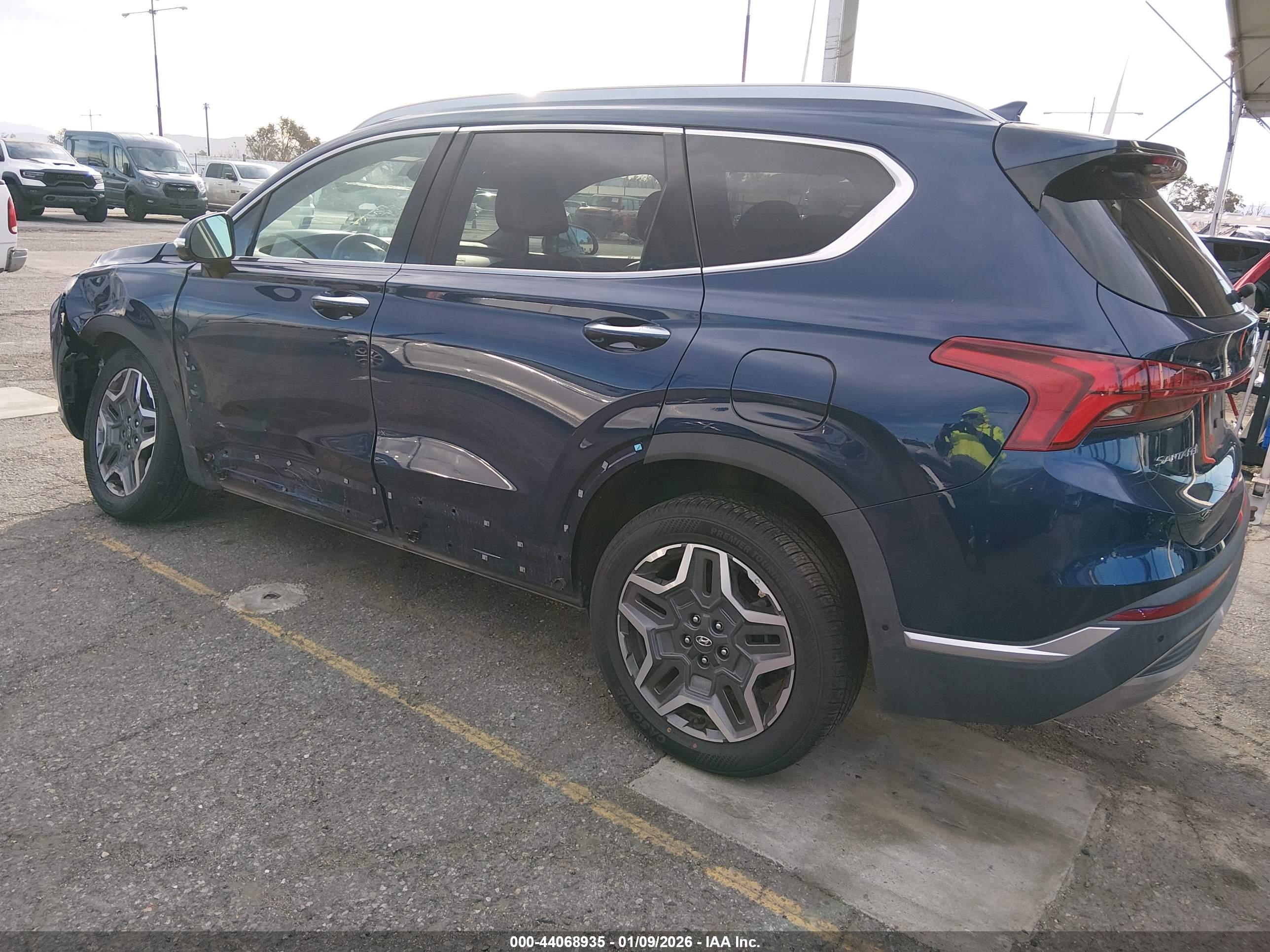 HYUNDAI SANTA image 3