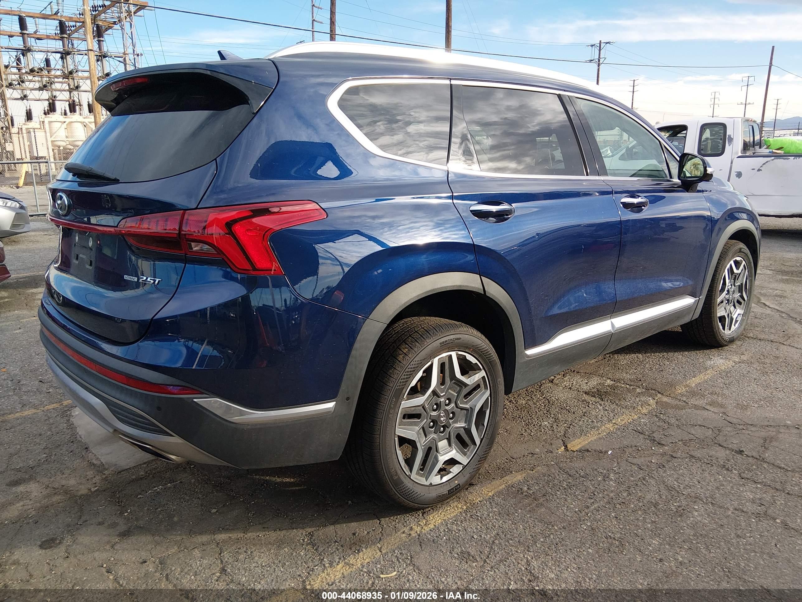 HYUNDAI SANTA image 4