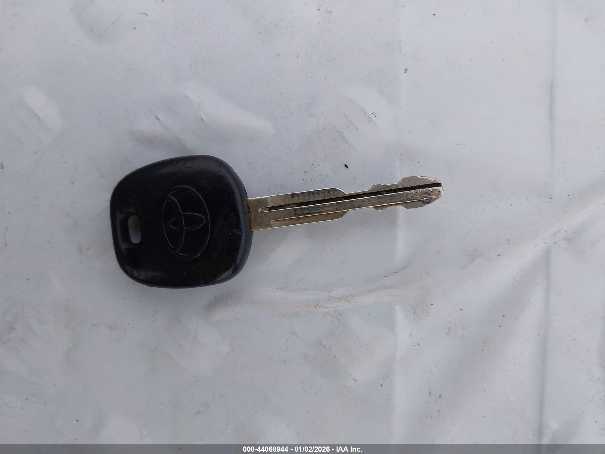 TOYOTA CAMRY image 11