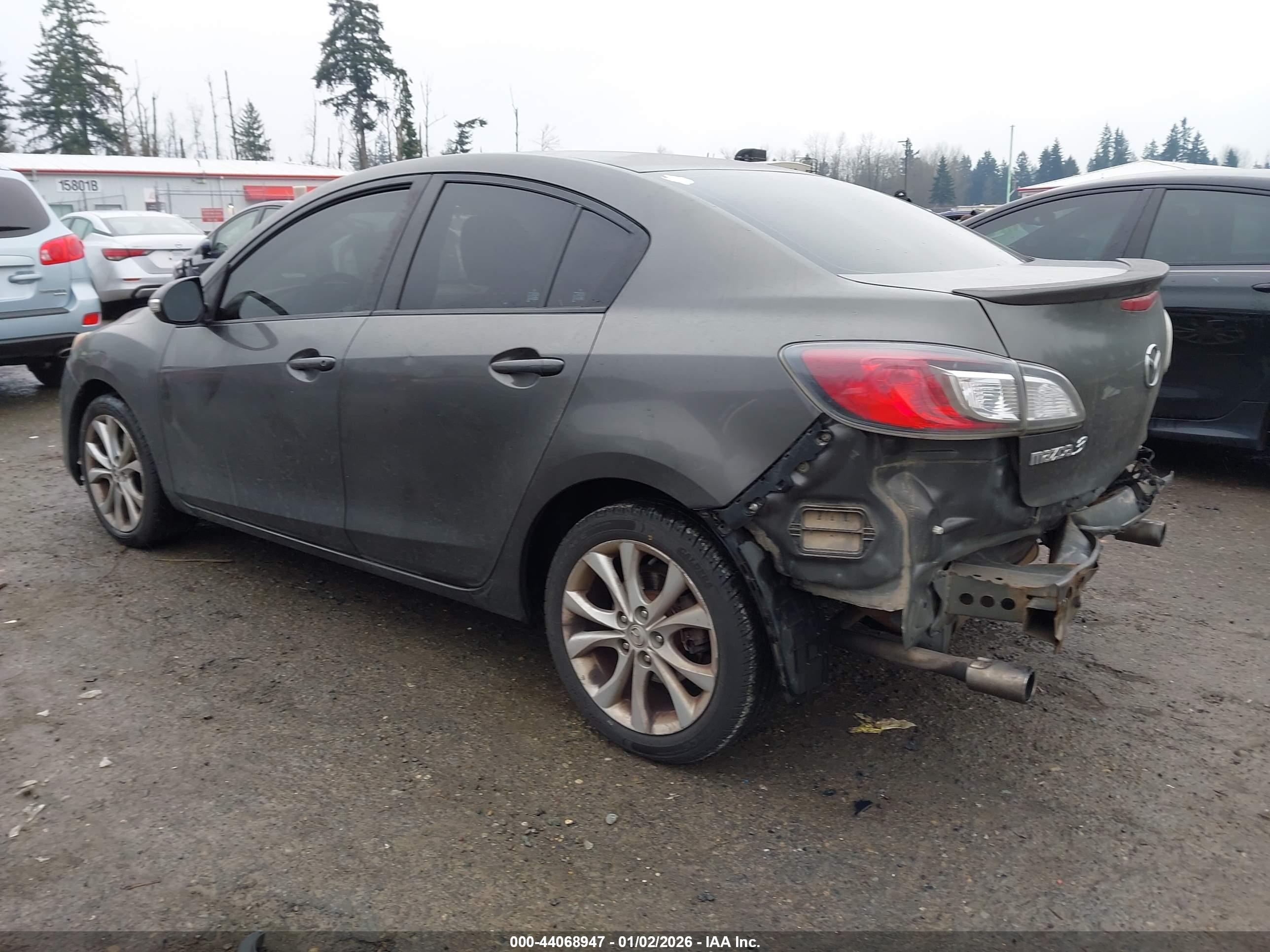 MAZDA MAZDA3 image 3