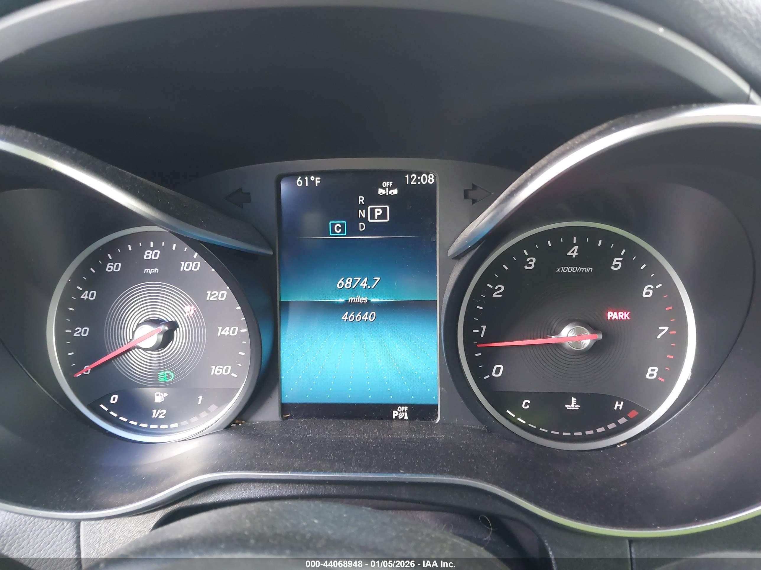 MERCEDES-BENZ GLC image 7