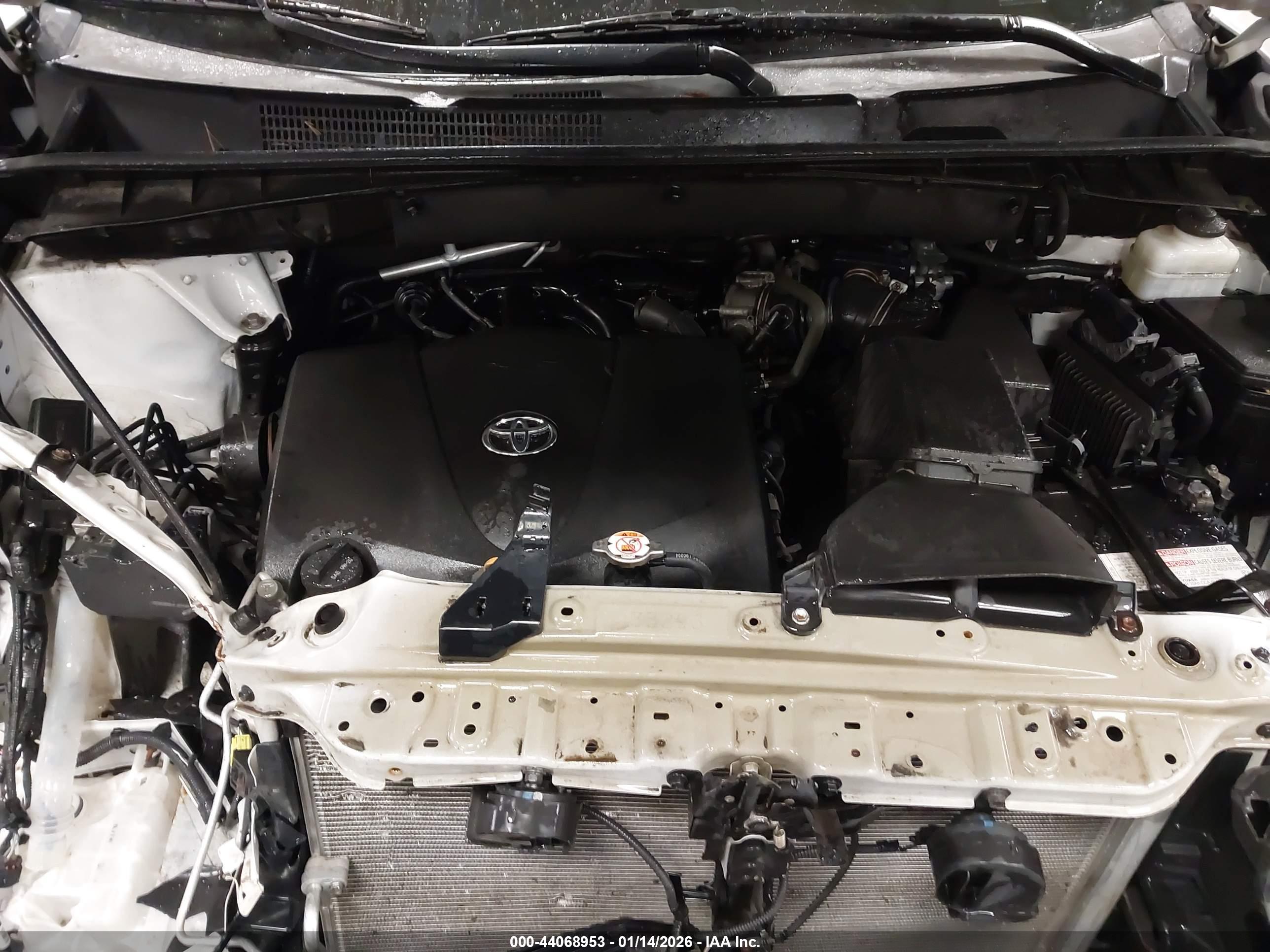 TOYOTA HIGHLANDER image 10