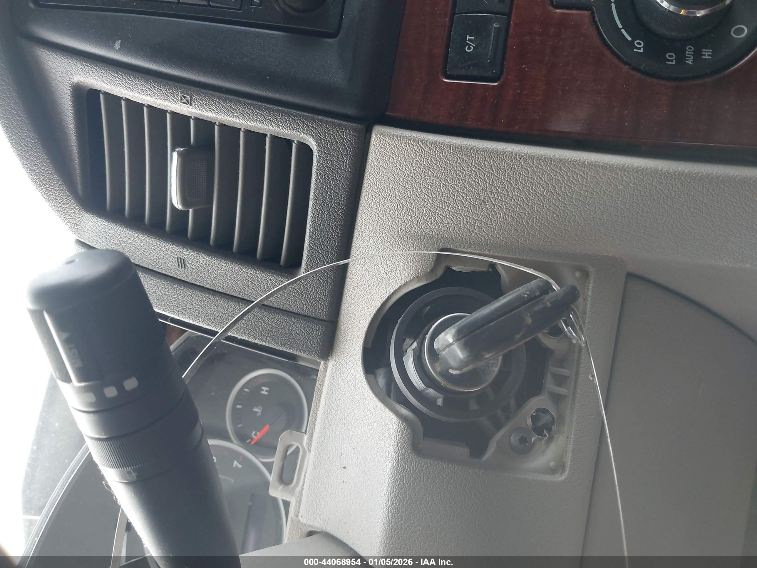 JEEP GRAND image 11