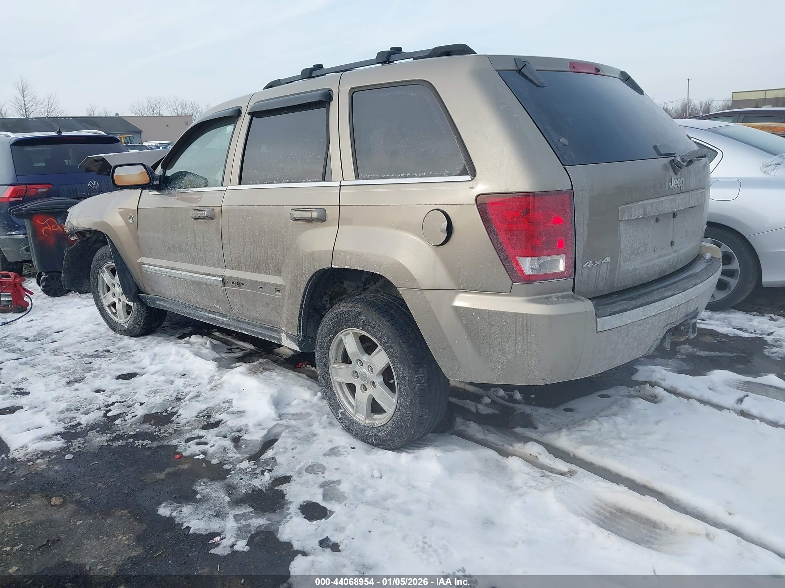 JEEP GRAND image 3