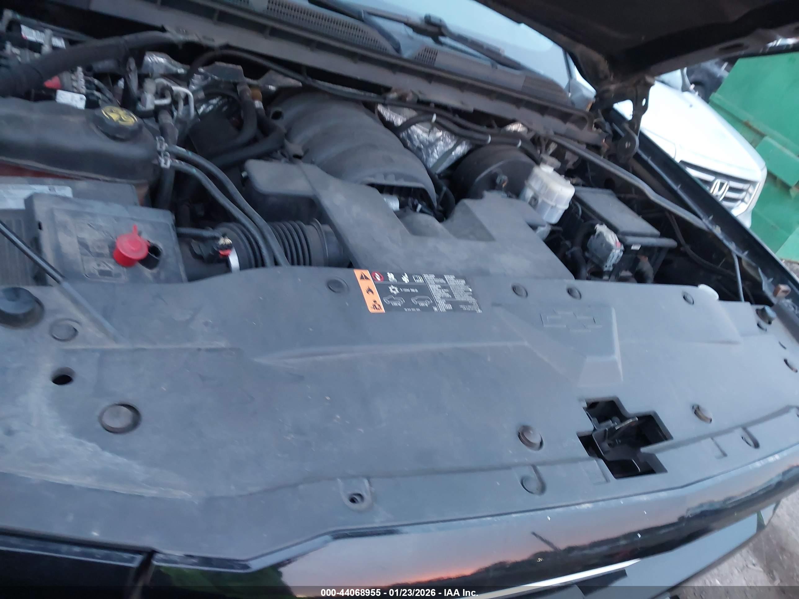 CHEVROLET SILVERADO image 10
