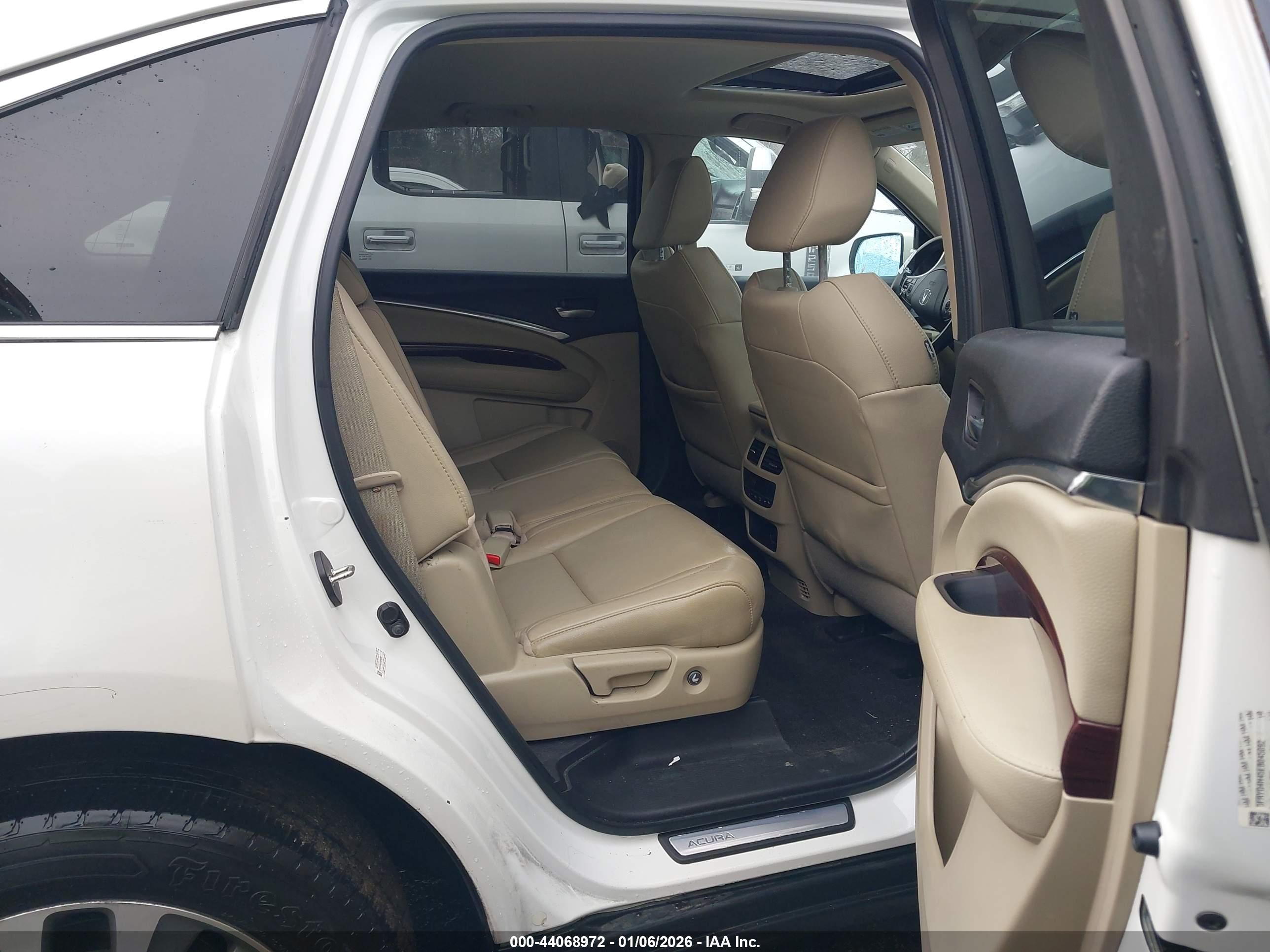 ACURA MDX image 8