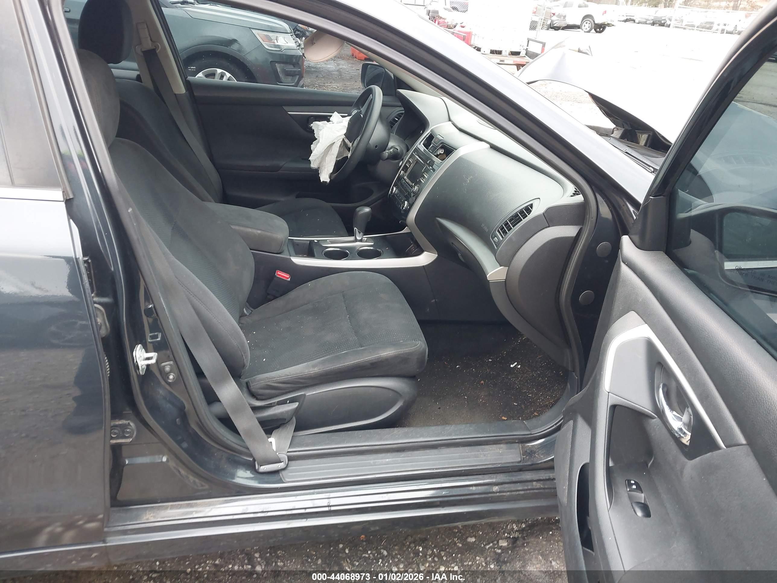 NISSAN ALTIMA image 5
