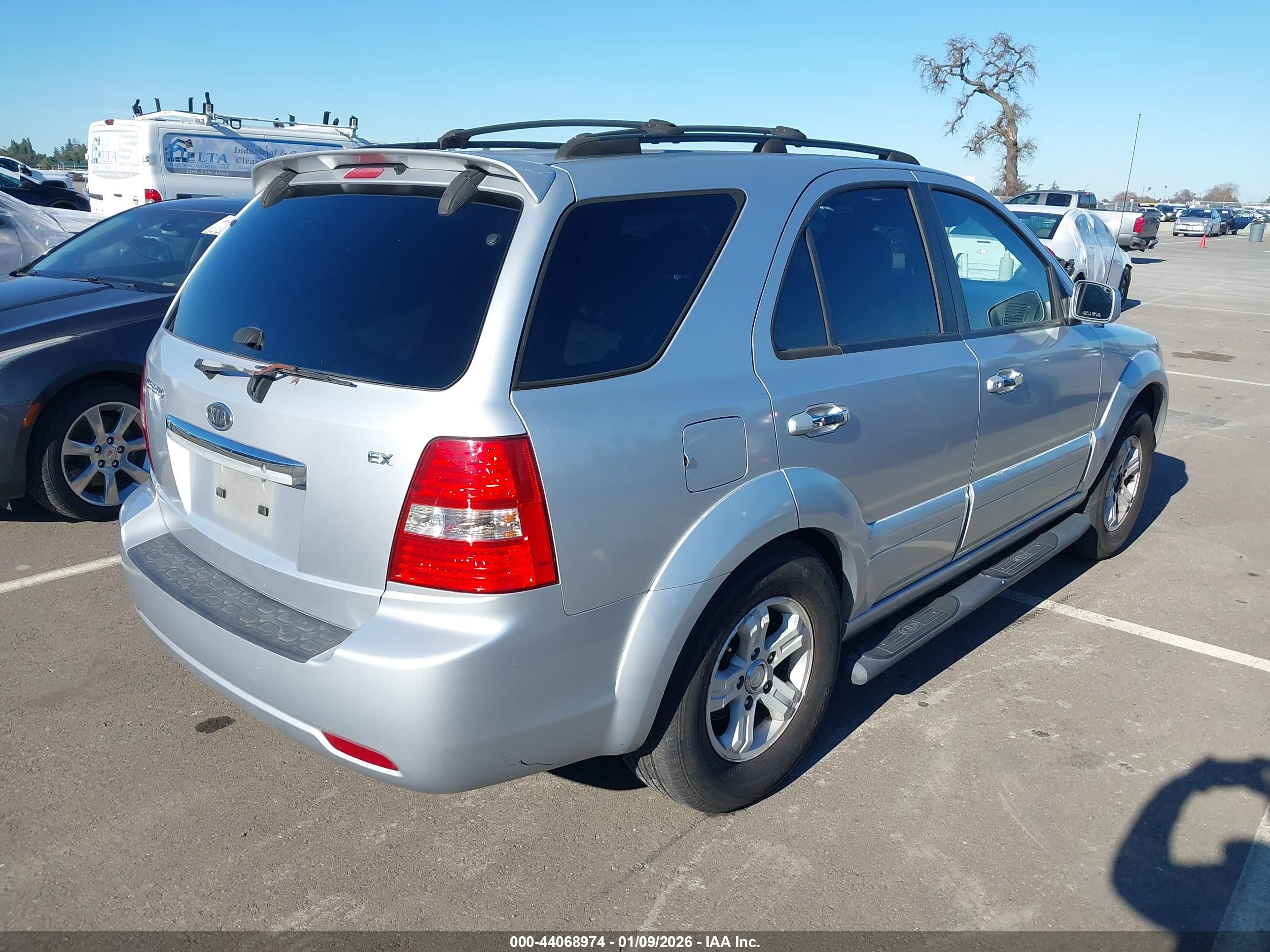KIA SORENTO image 4