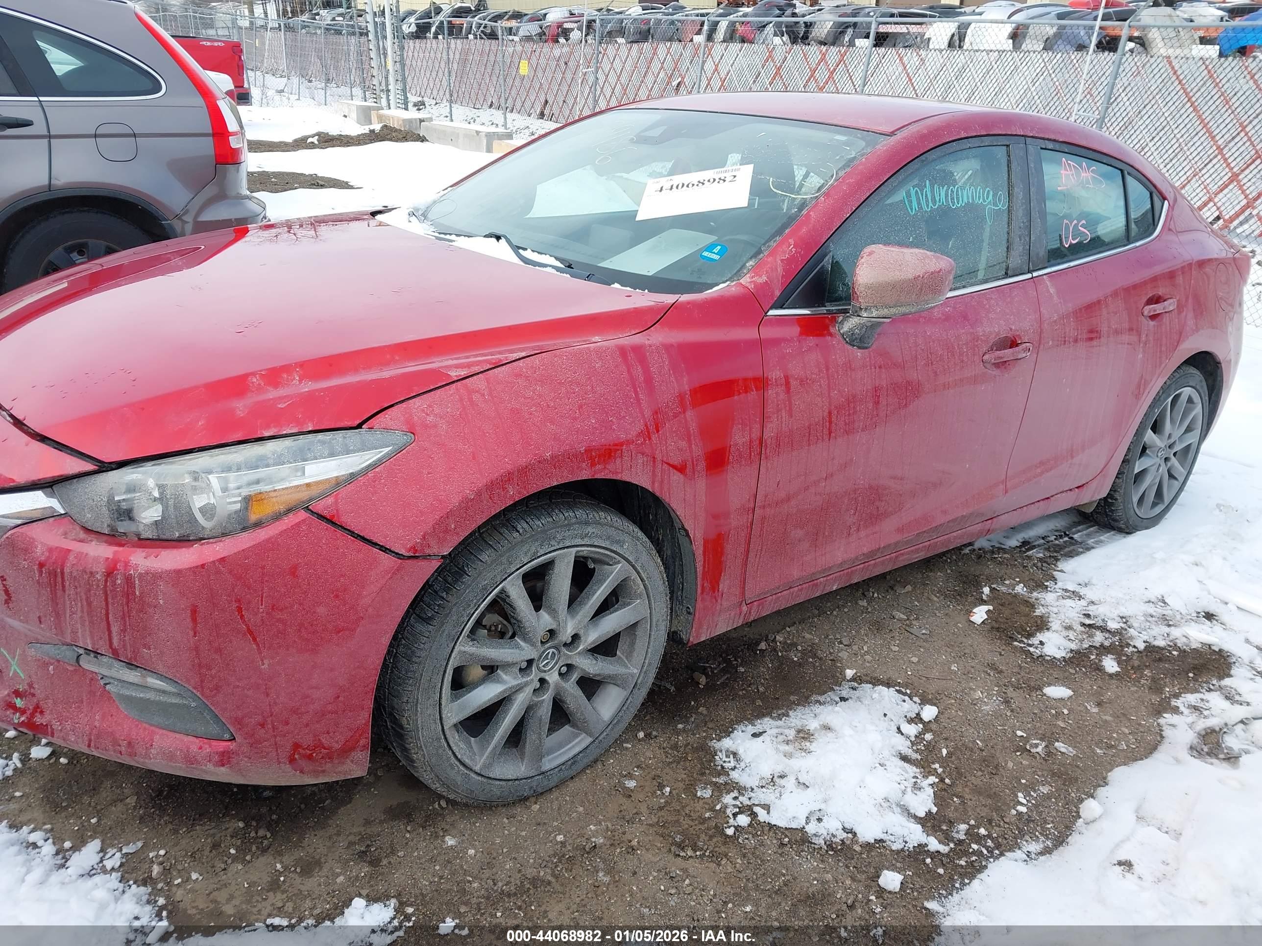 MAZDA MAZDA3 image 2