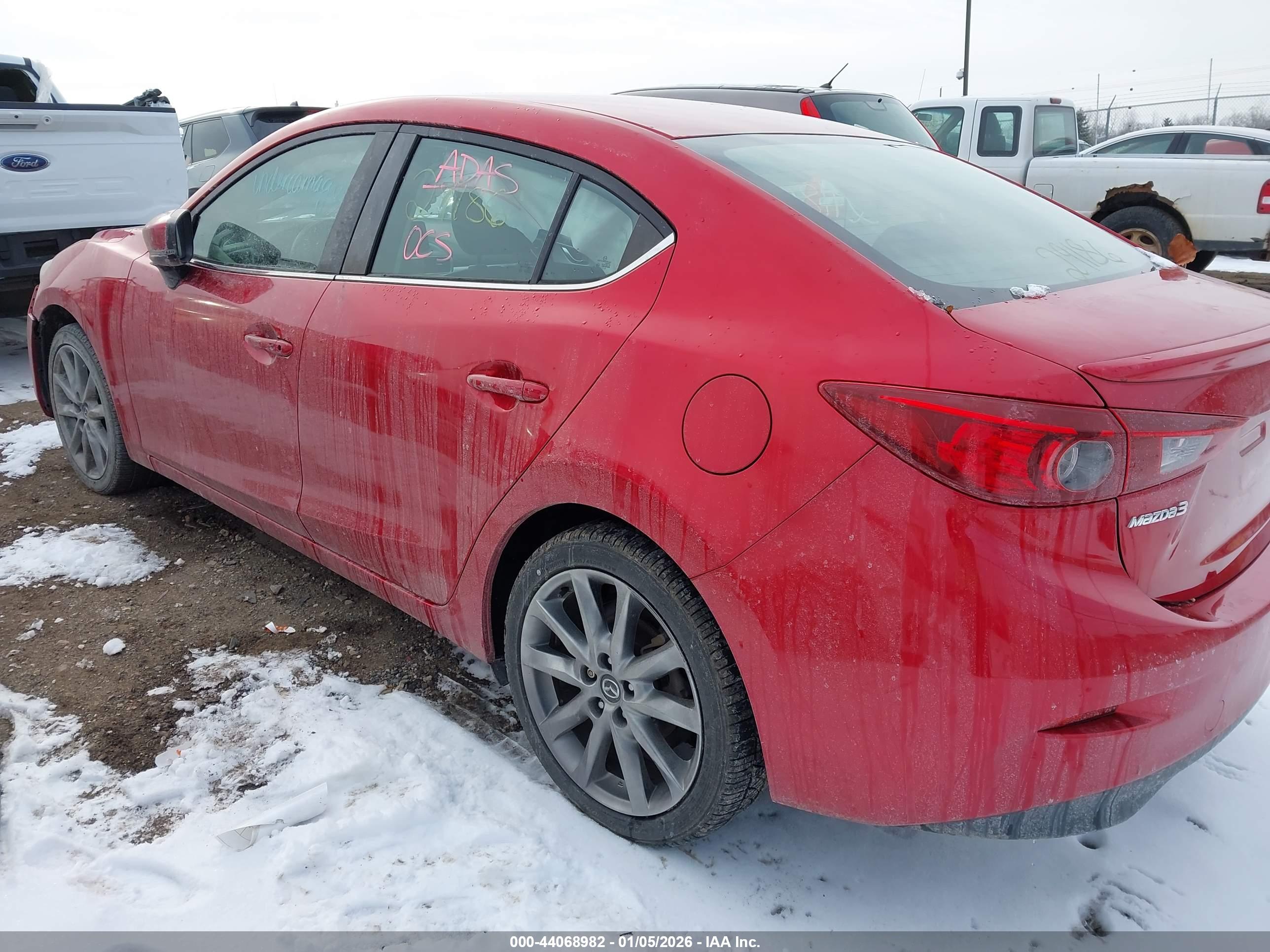 MAZDA MAZDA3 image 3