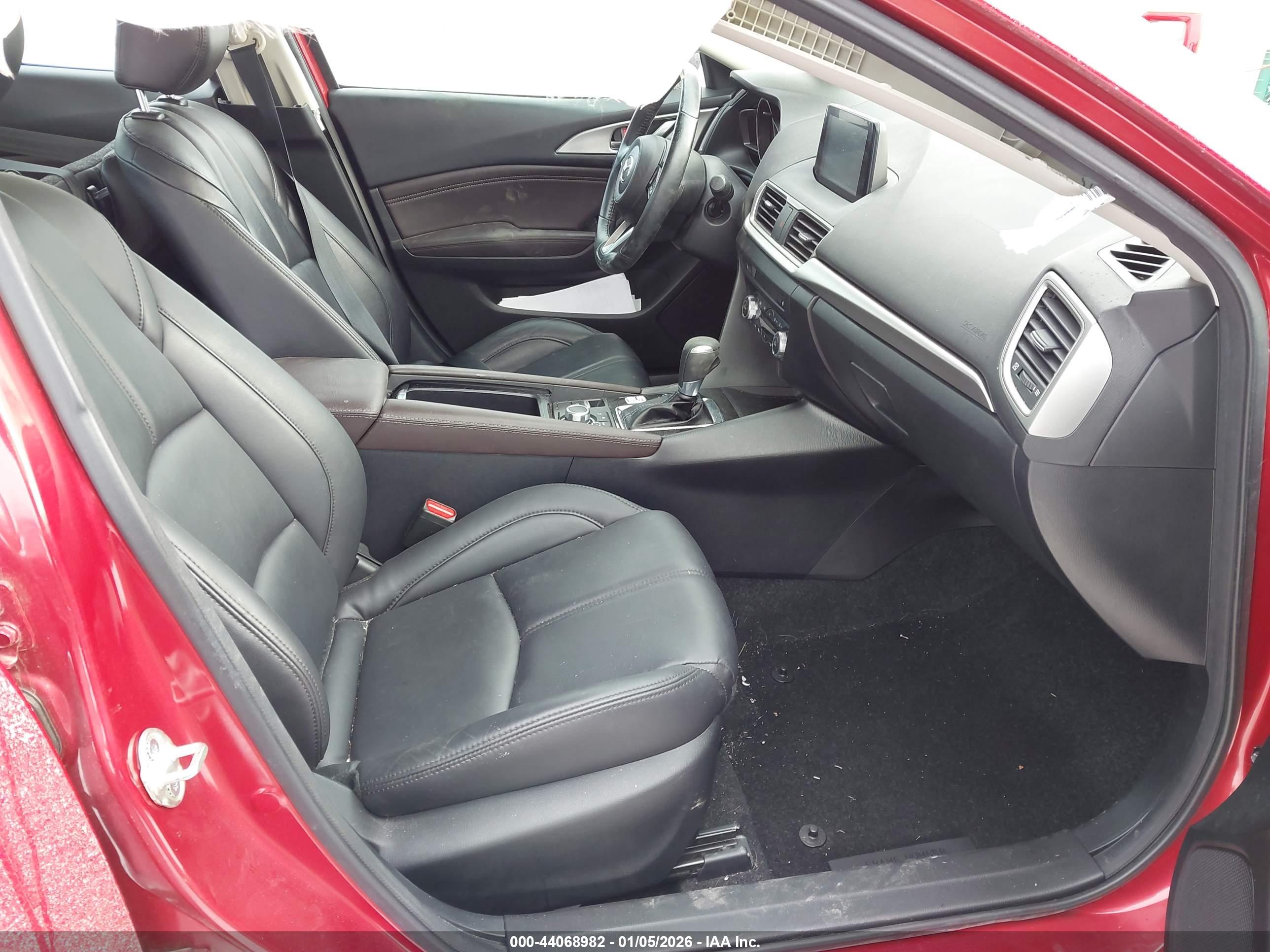 MAZDA MAZDA3 image 5