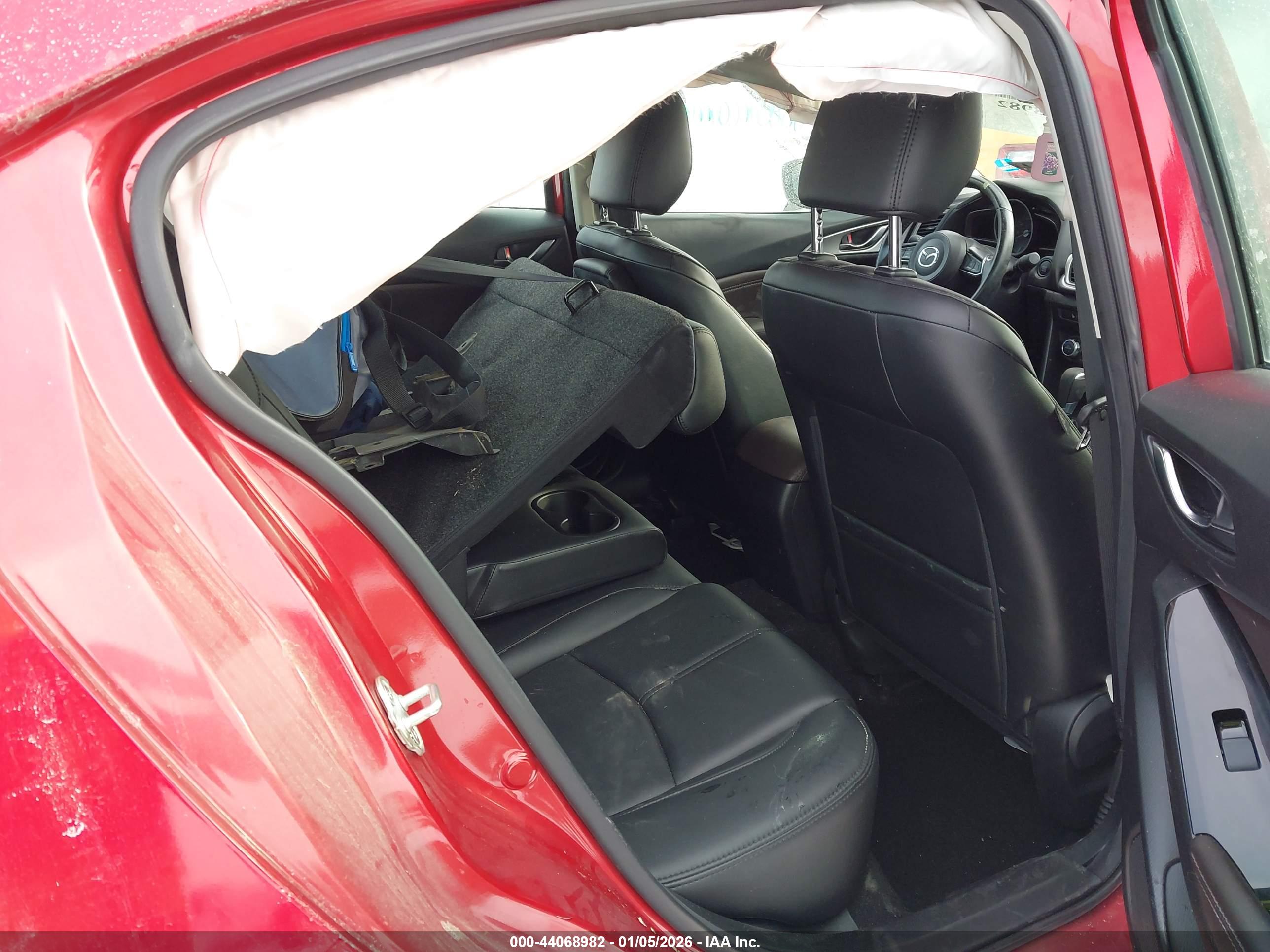 MAZDA MAZDA3 image 8
