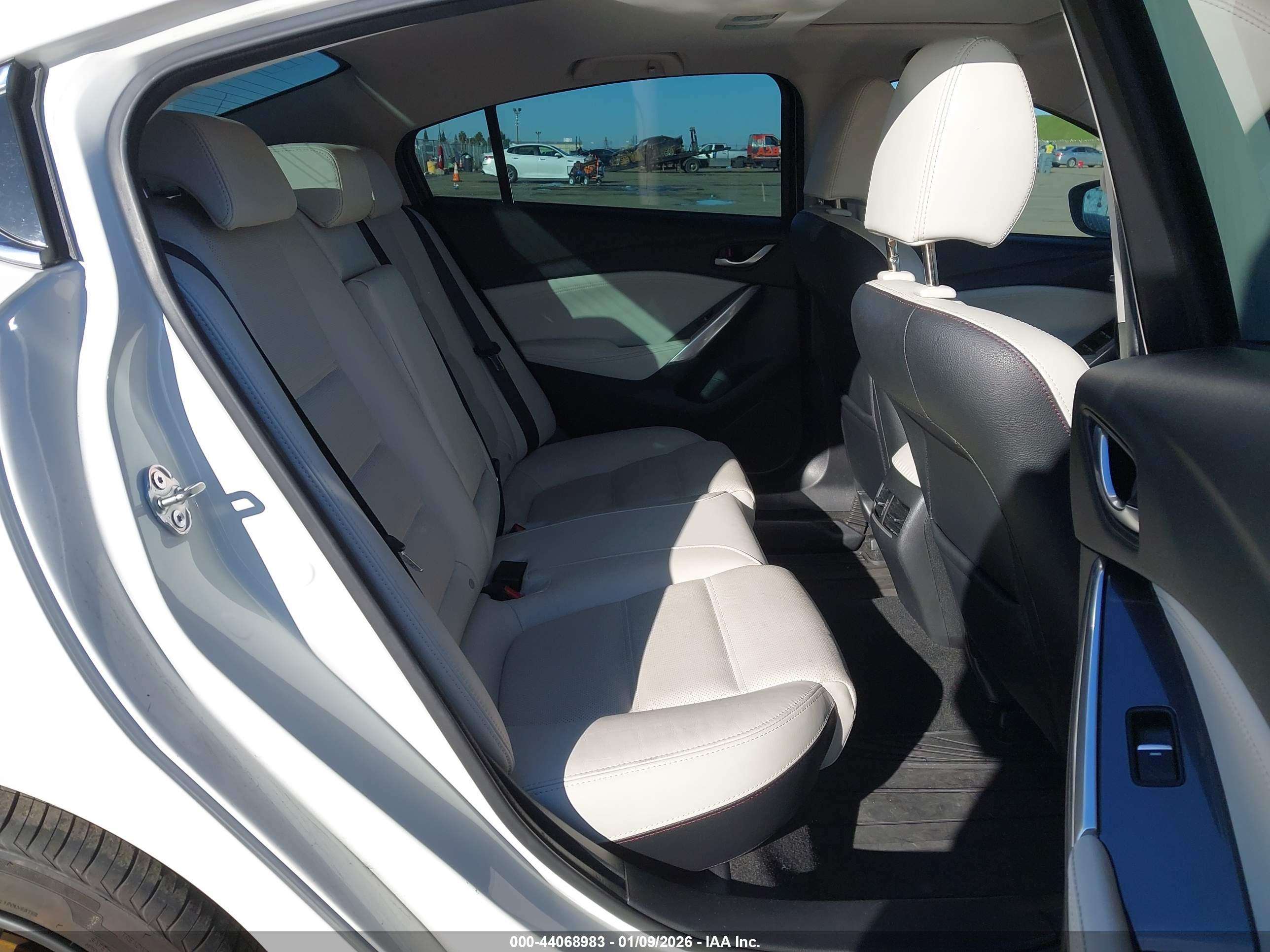 MAZDA MAZDA6 image 8