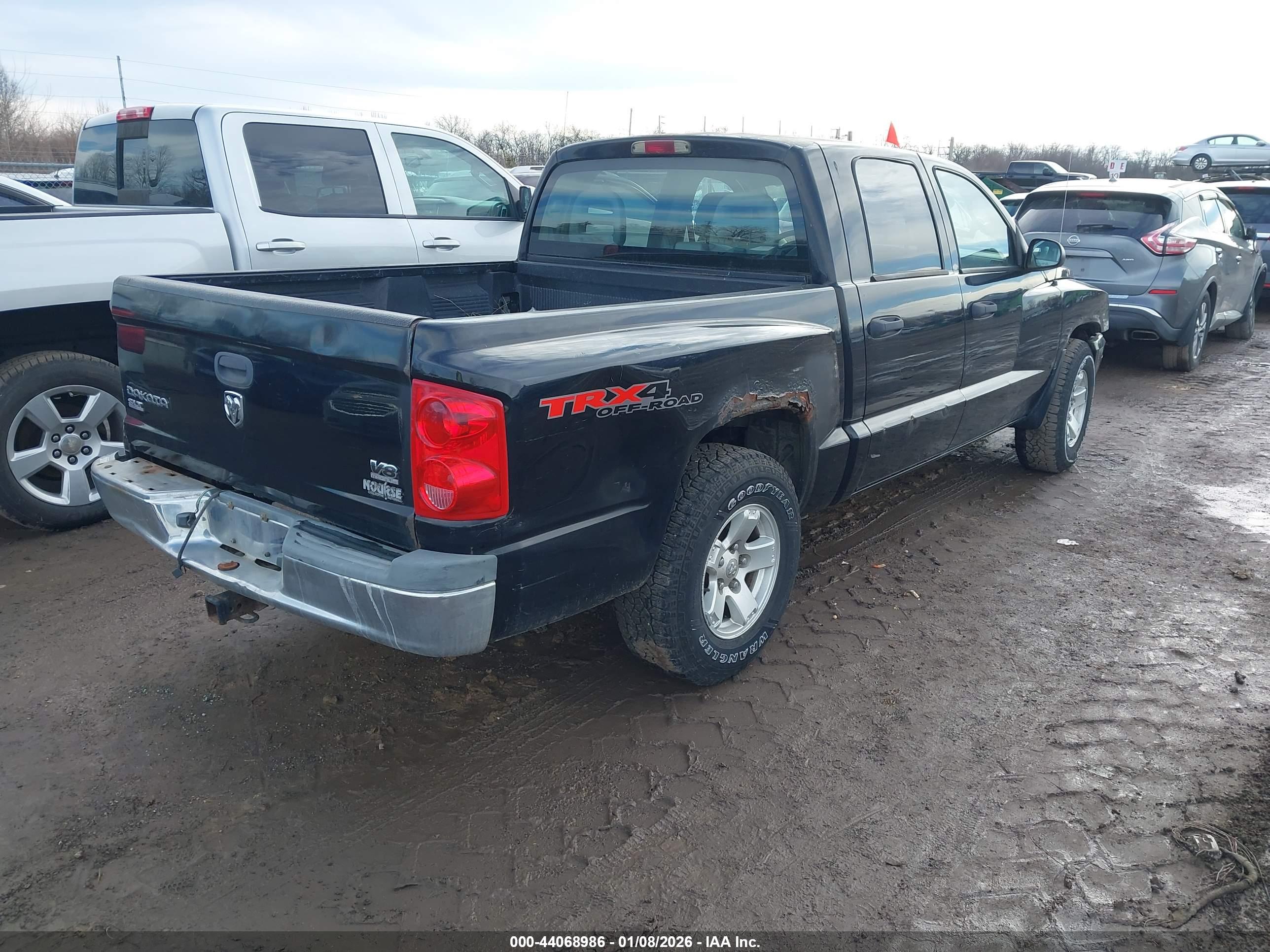 DODGE DAKOTA image 4