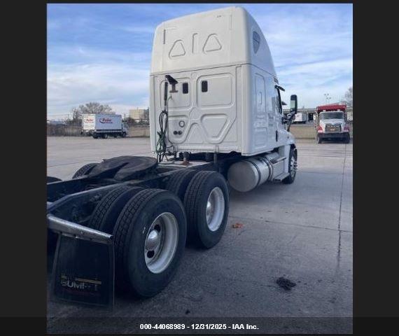 FREIGHTLINER CASCADIA image 4