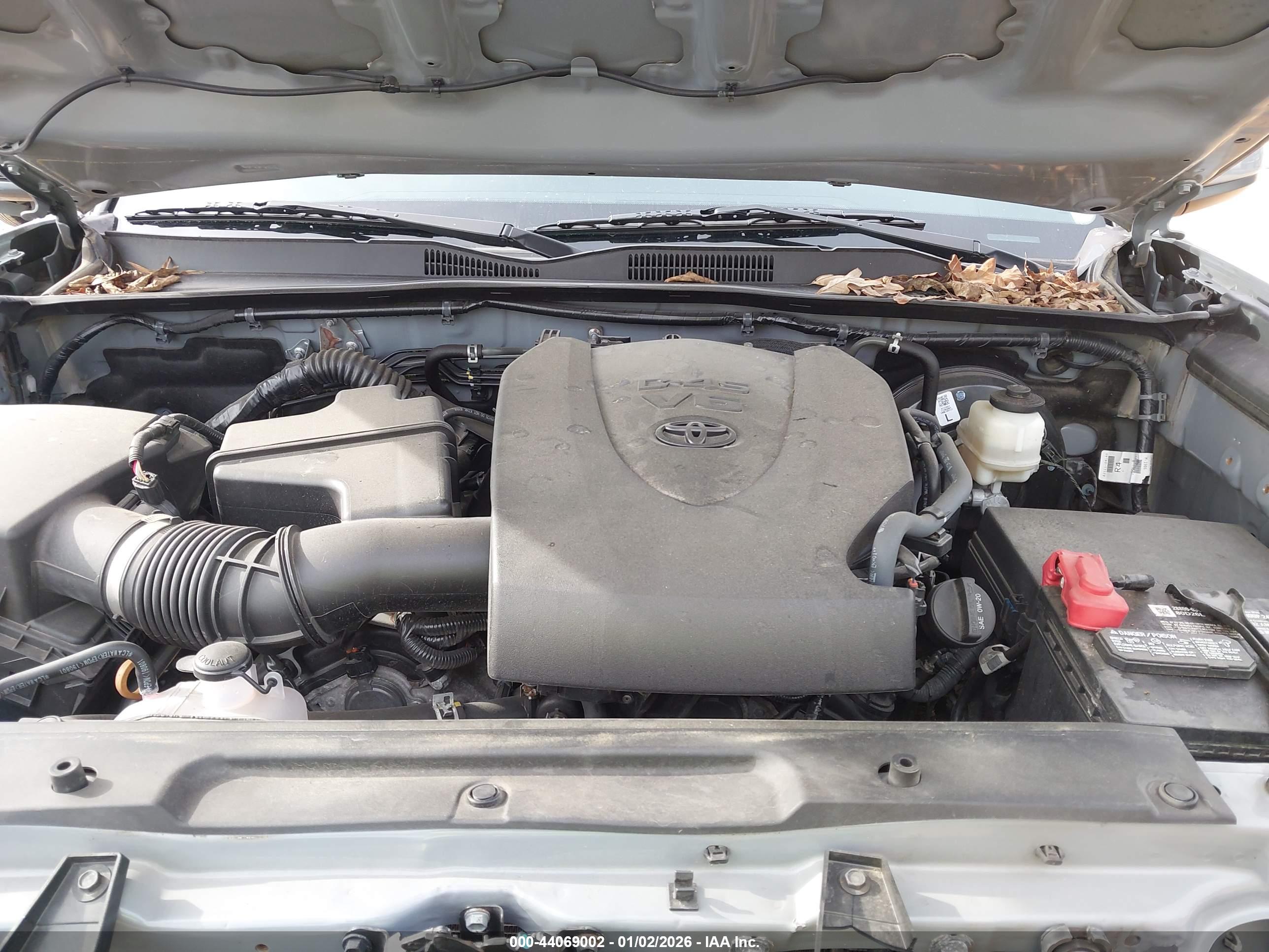 TOYOTA TACOMA image 10