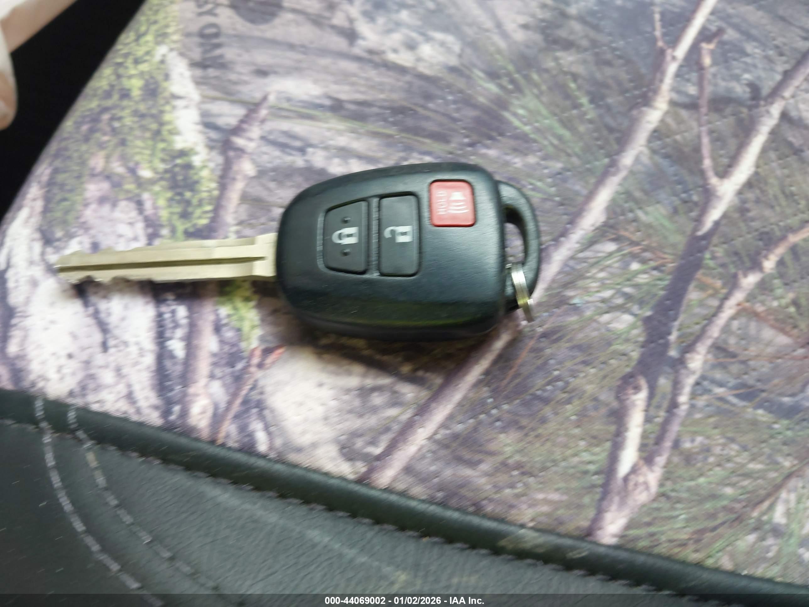 TOYOTA TACOMA image 11