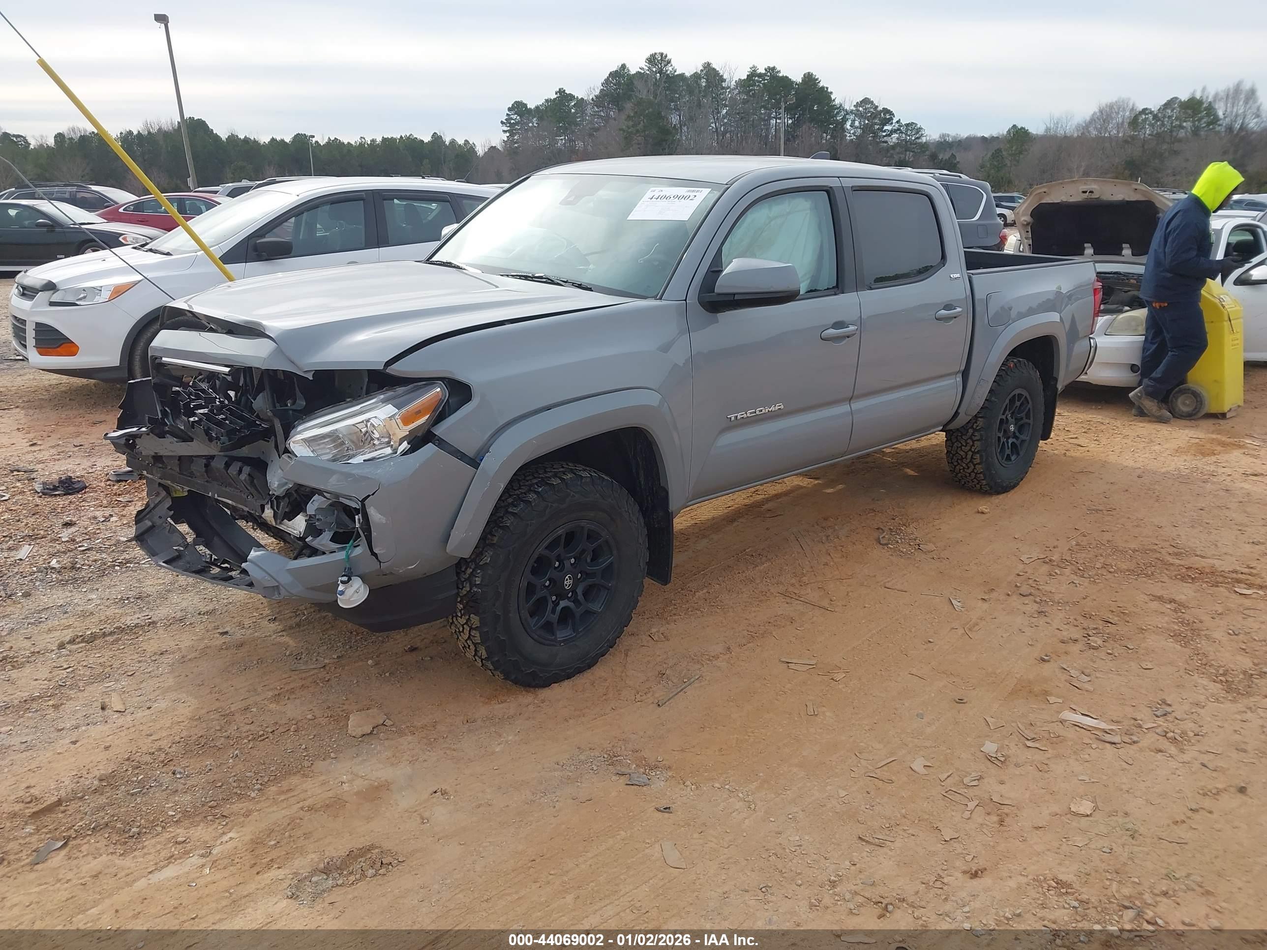 TOYOTA TACOMA image 2