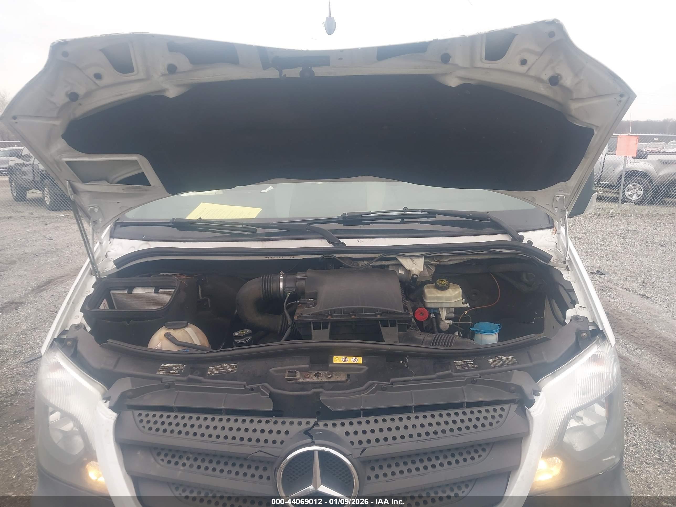MERCEDES-BENZ SPRINTER image 10