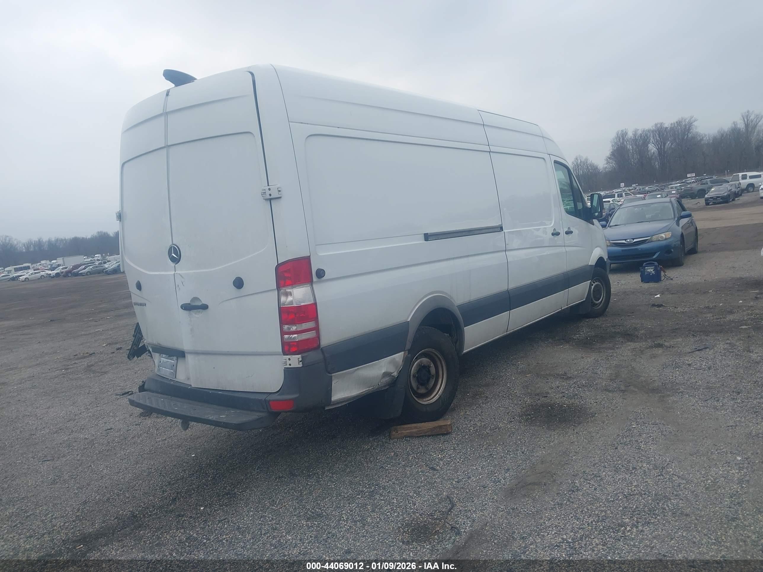 MERCEDES-BENZ SPRINTER image 4