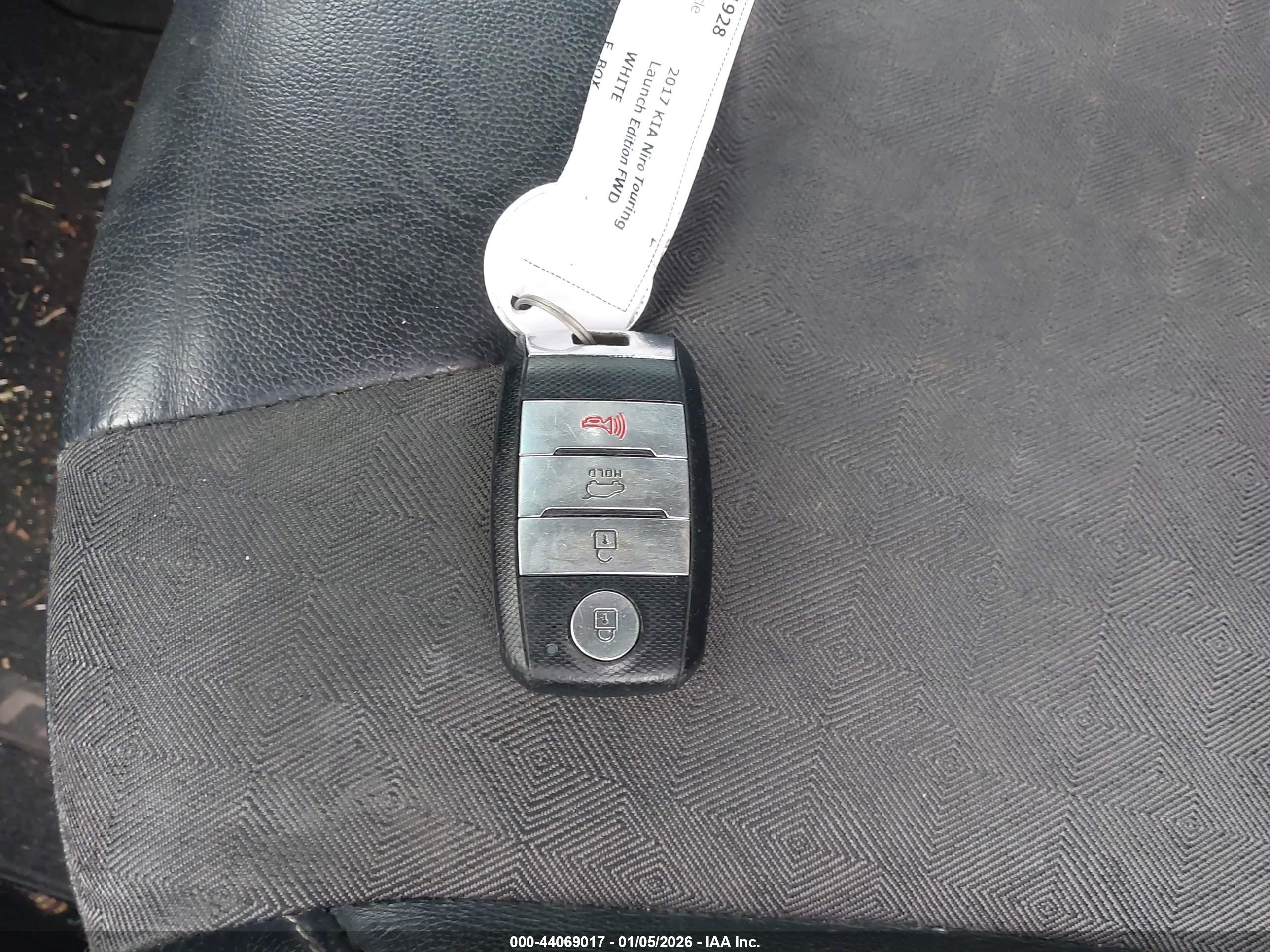 KIA NIRO image 11