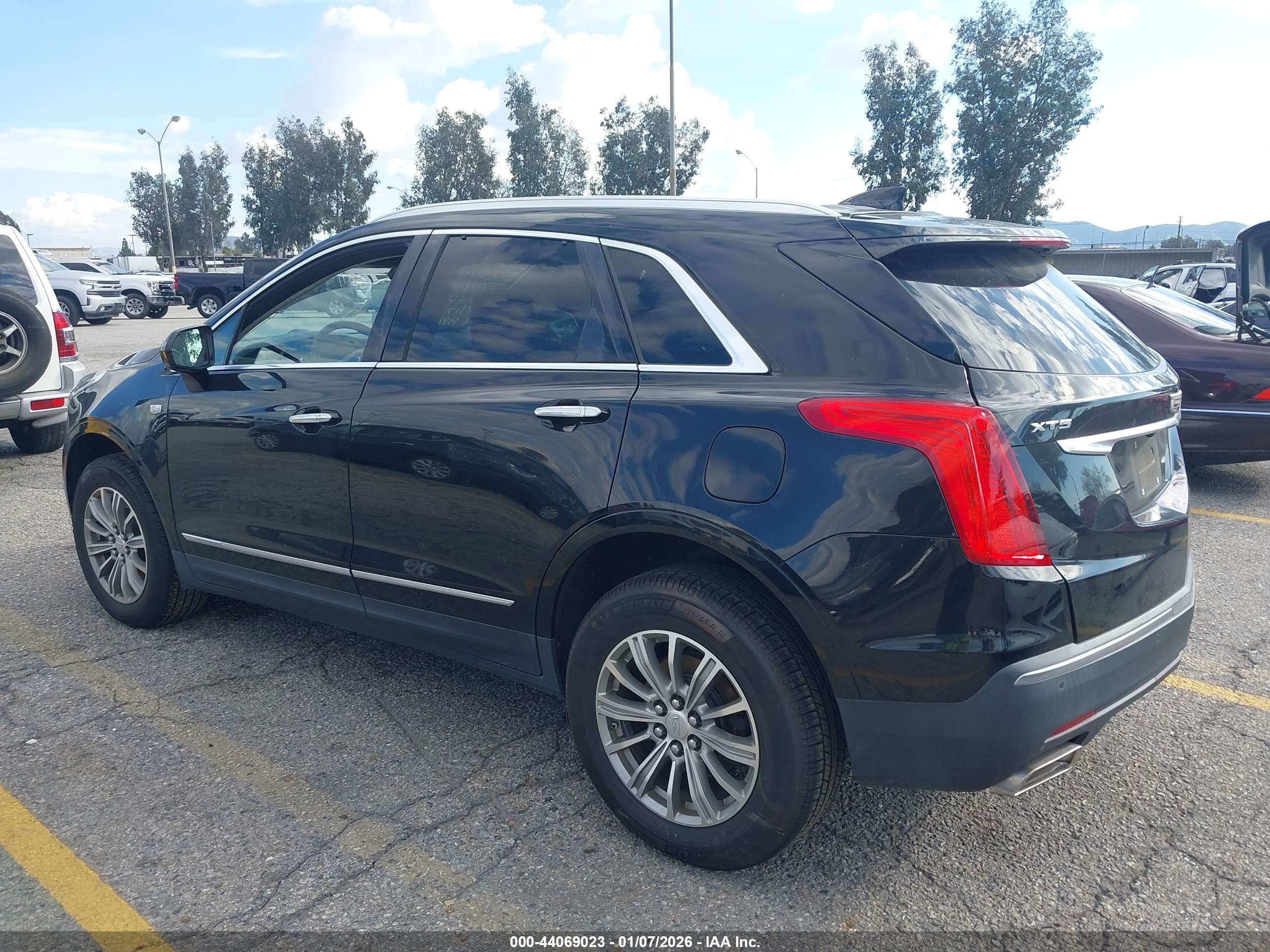 CADILLAC XT5 image 3