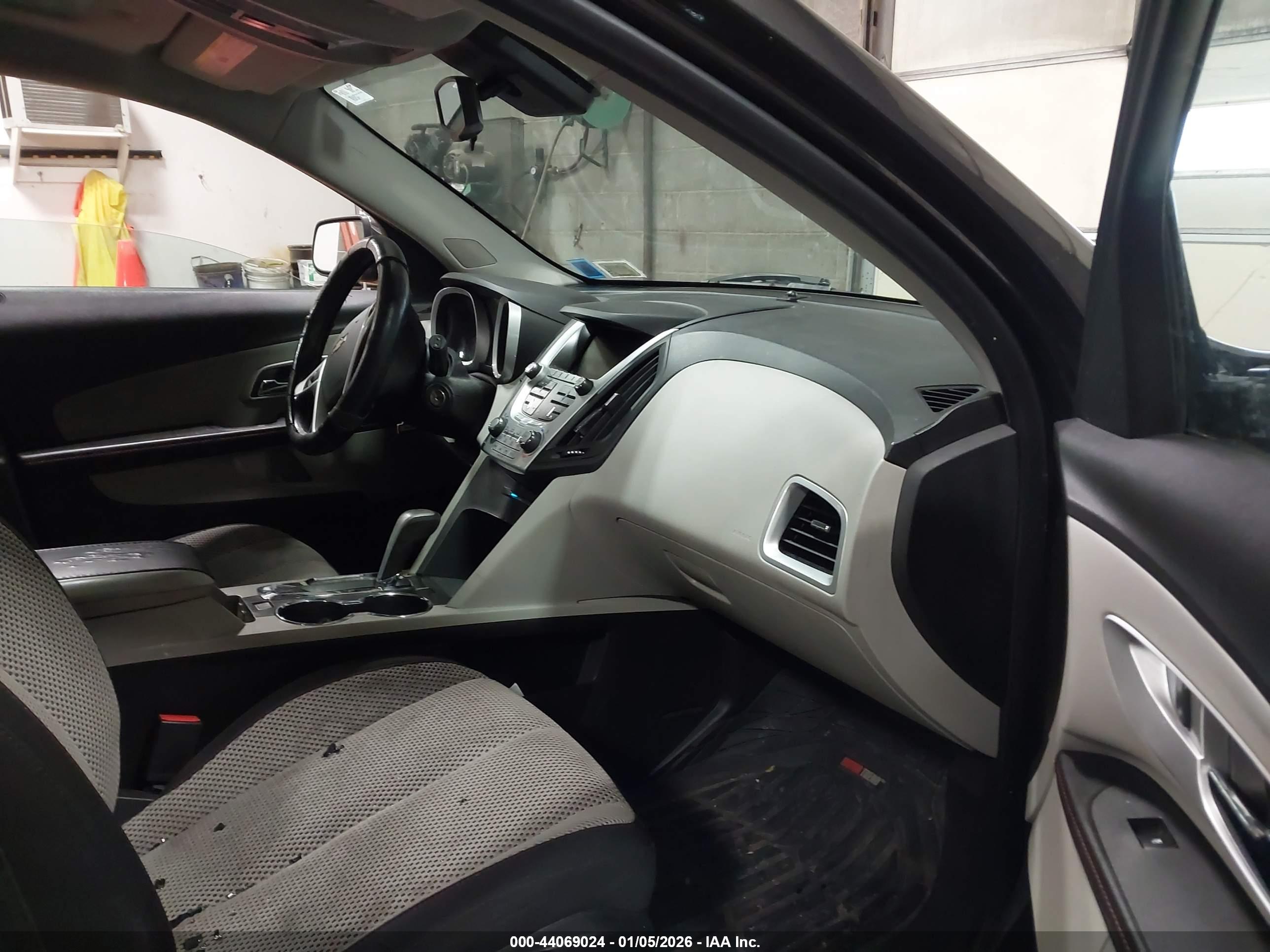 CHEVROLET EQUINOX image 5