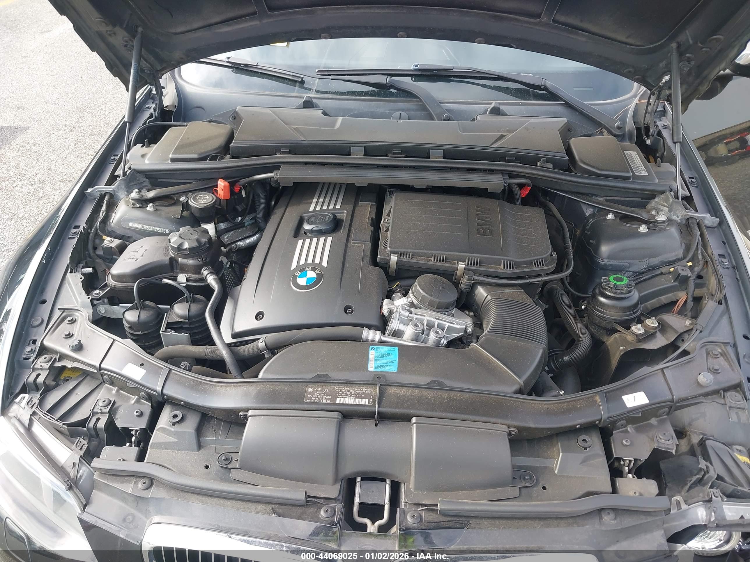 BMW 335I image 10