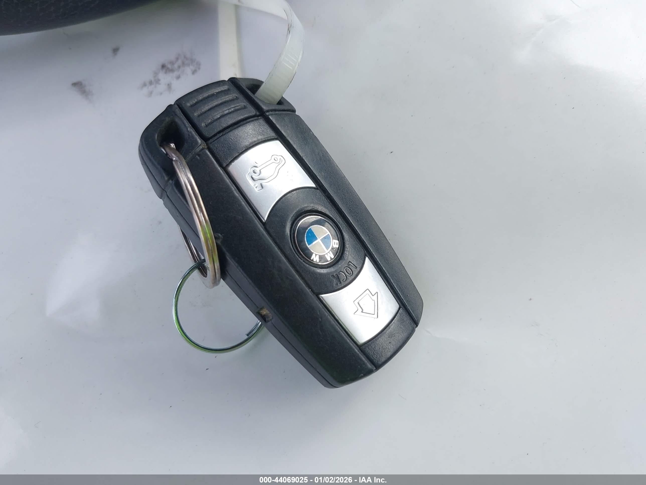 BMW 335I image 11