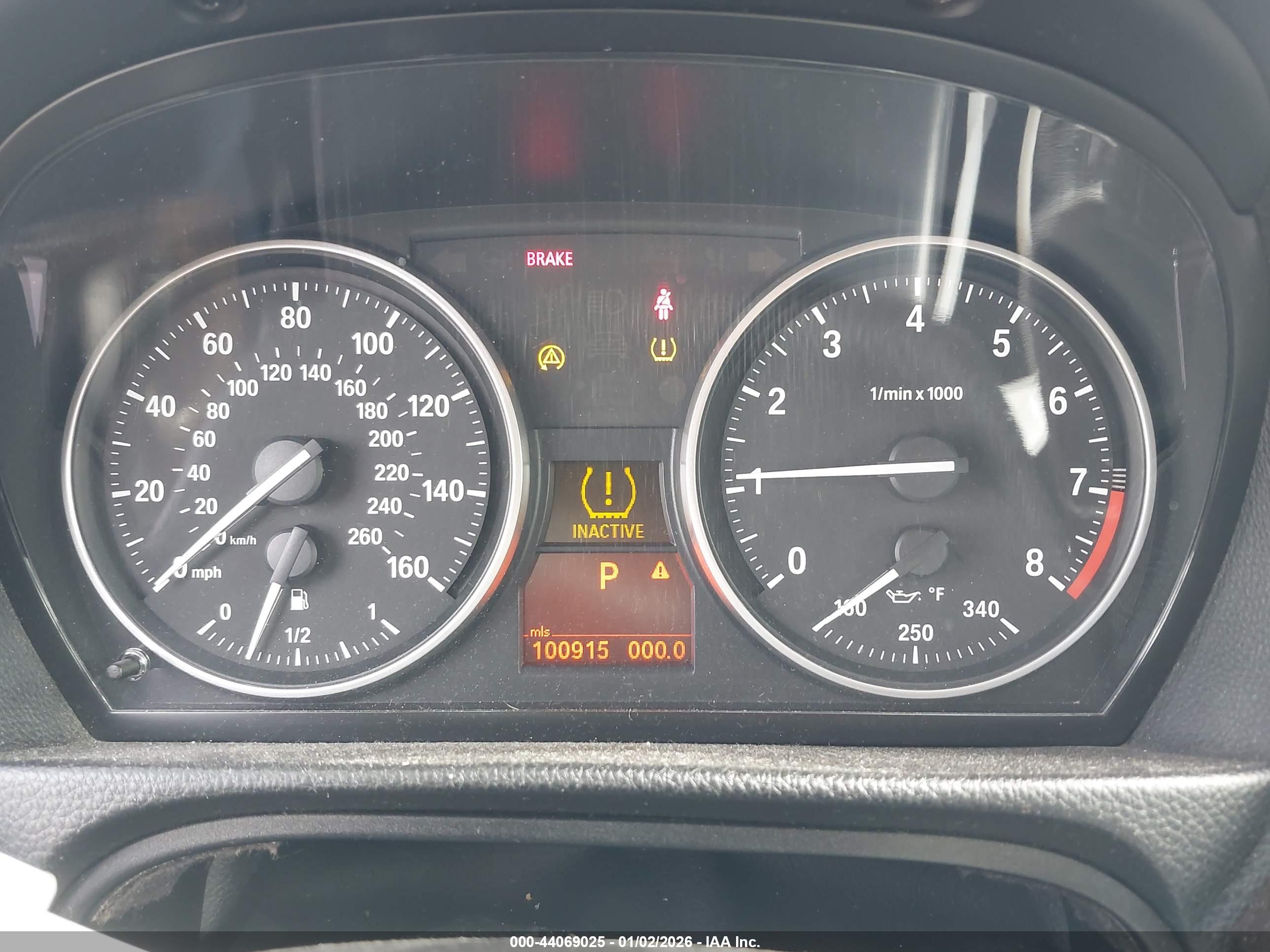 BMW 335I image 7