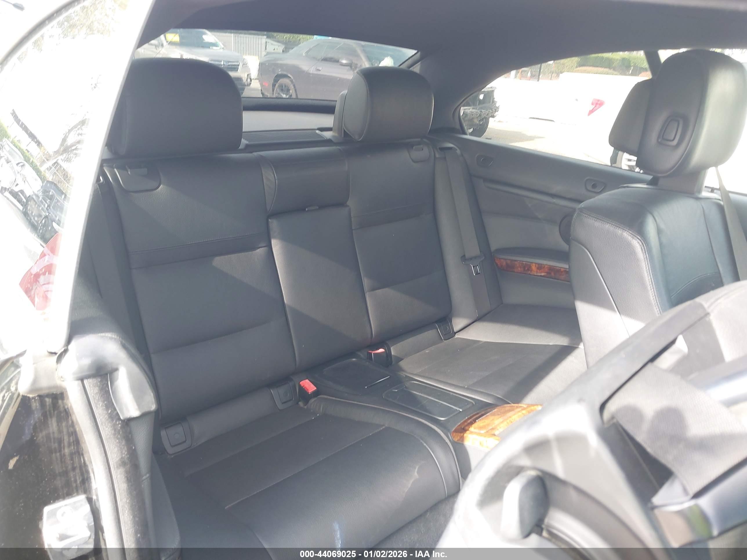 BMW 335I image 8