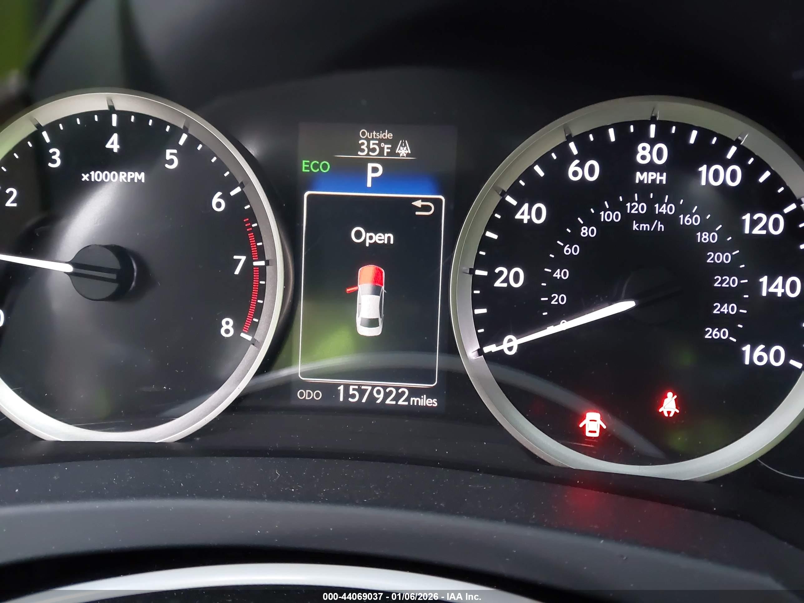 LEXUS IS image 7