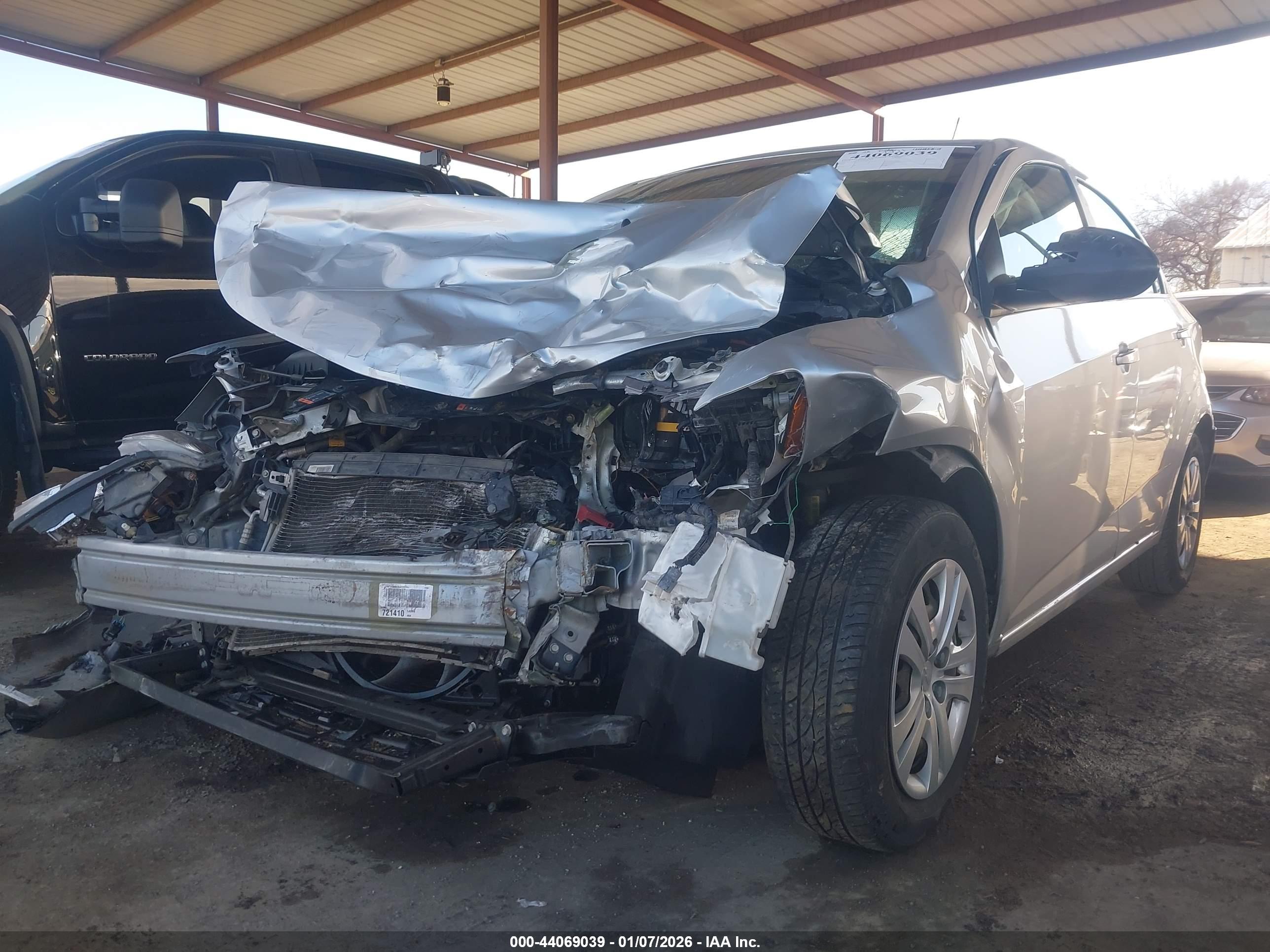CHEVROLET SONIC image 2