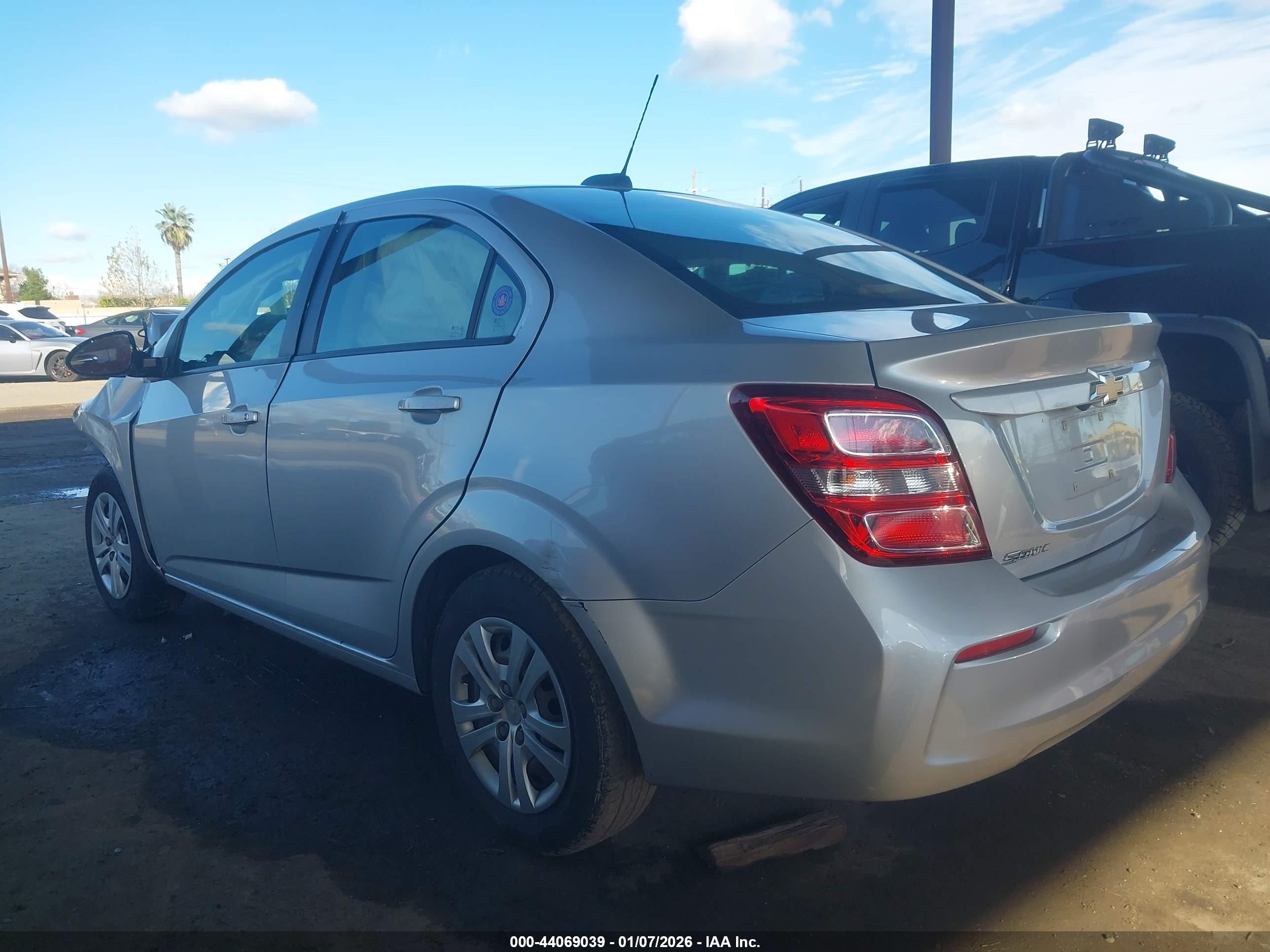 CHEVROLET SONIC image 3
