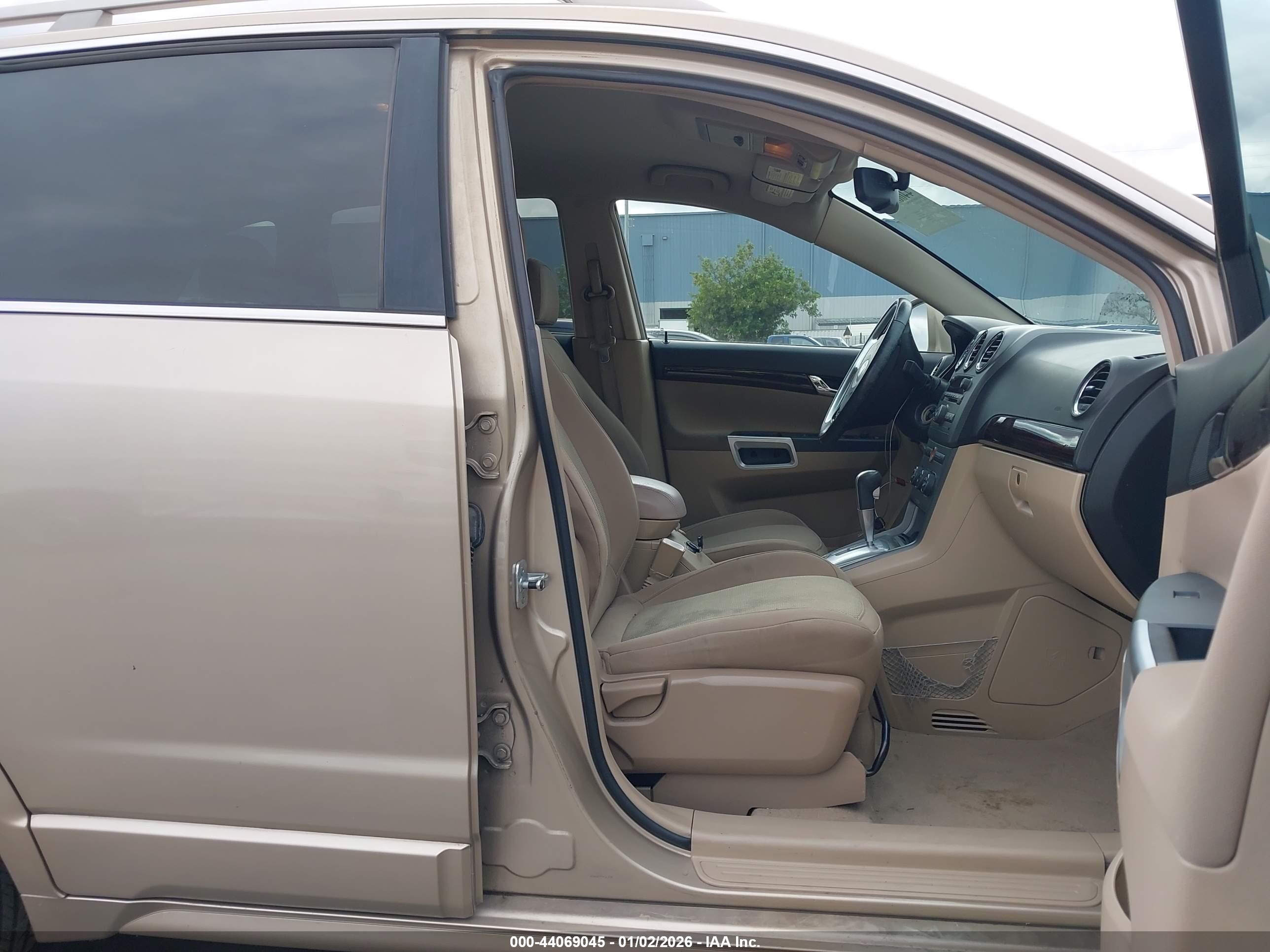 SATURN VUE image 5