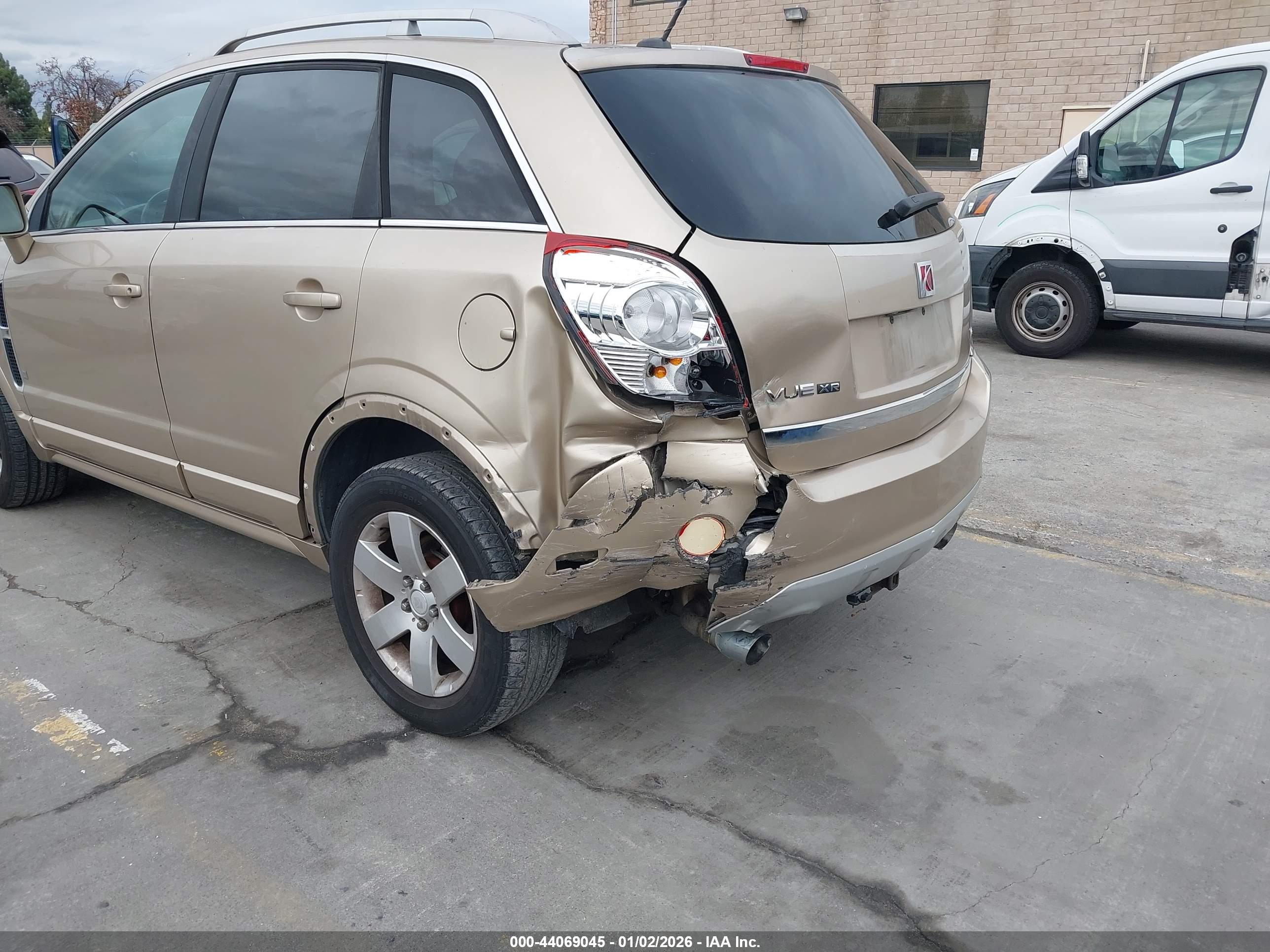 SATURN VUE image 6