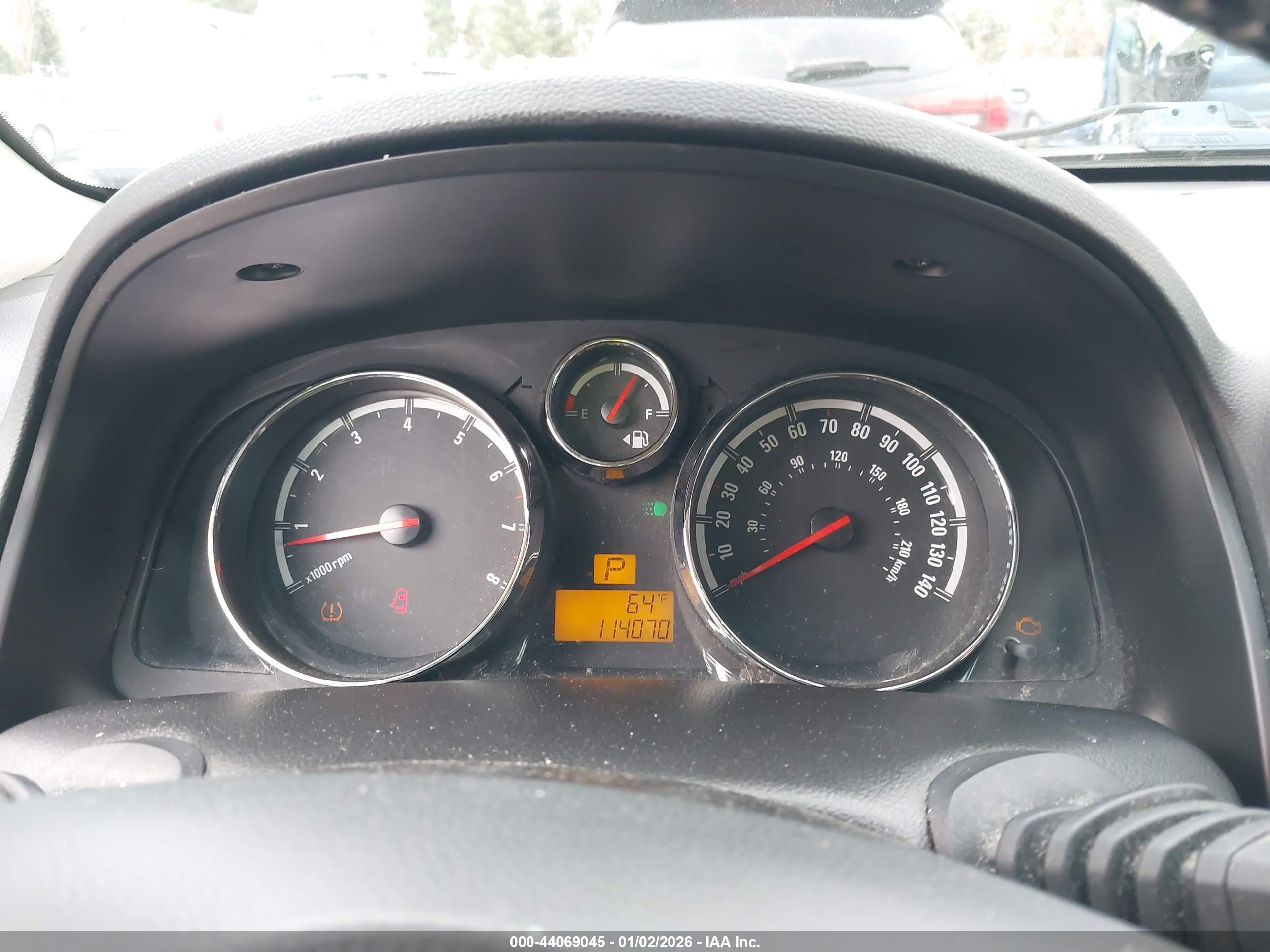 SATURN VUE image 7
